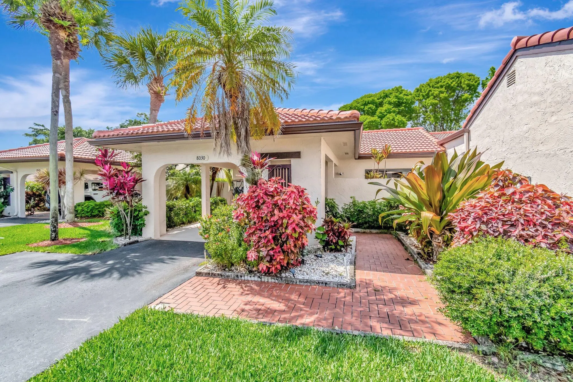 Property Slideshow image 36 of 50 | 8030 eastlake dr # 10b, Boca Raton, FL, 33433