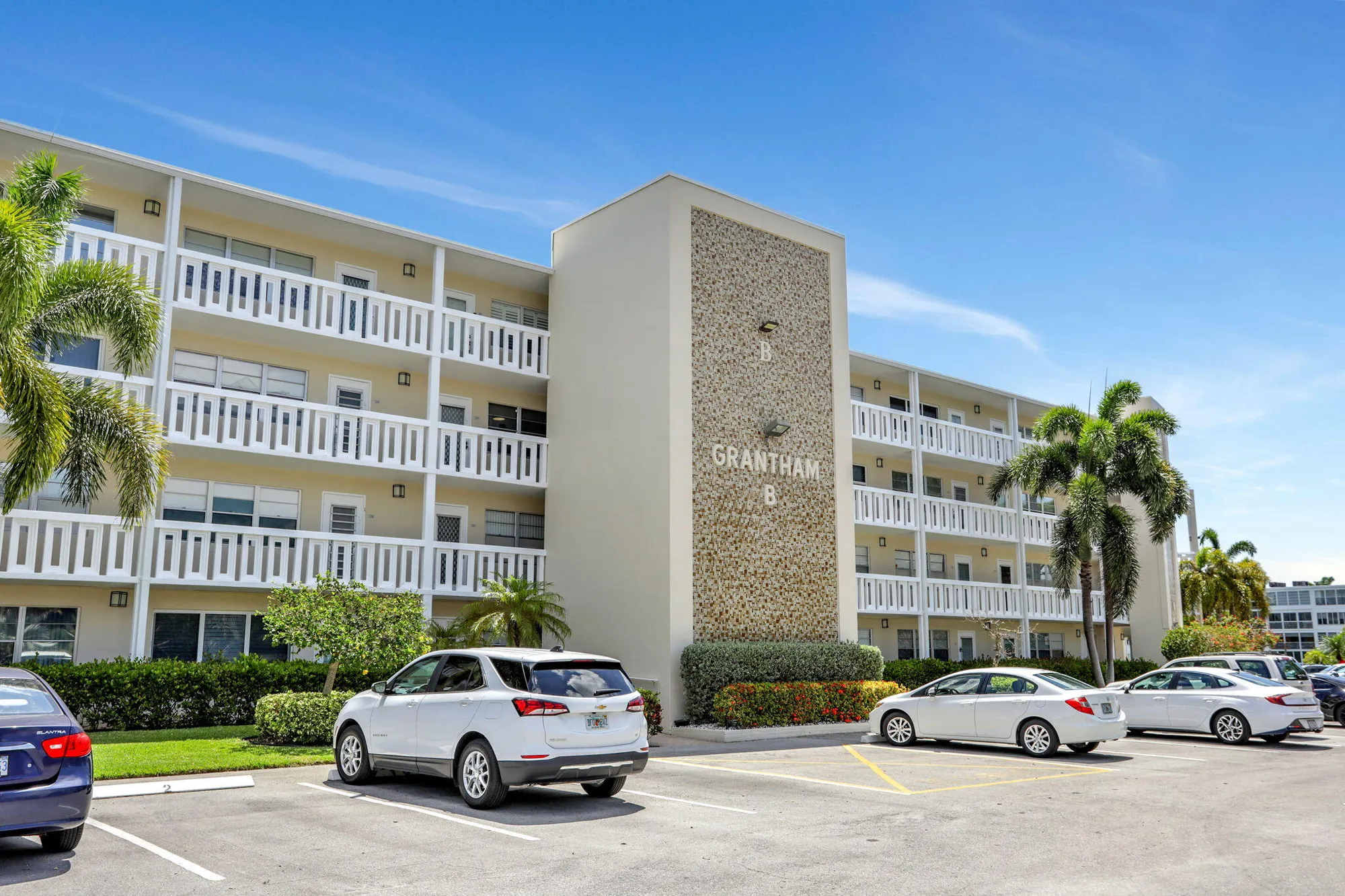 Property Slideshow image 3 of 84 | 432 grantham b, Deerfield Beach, FL, 33442