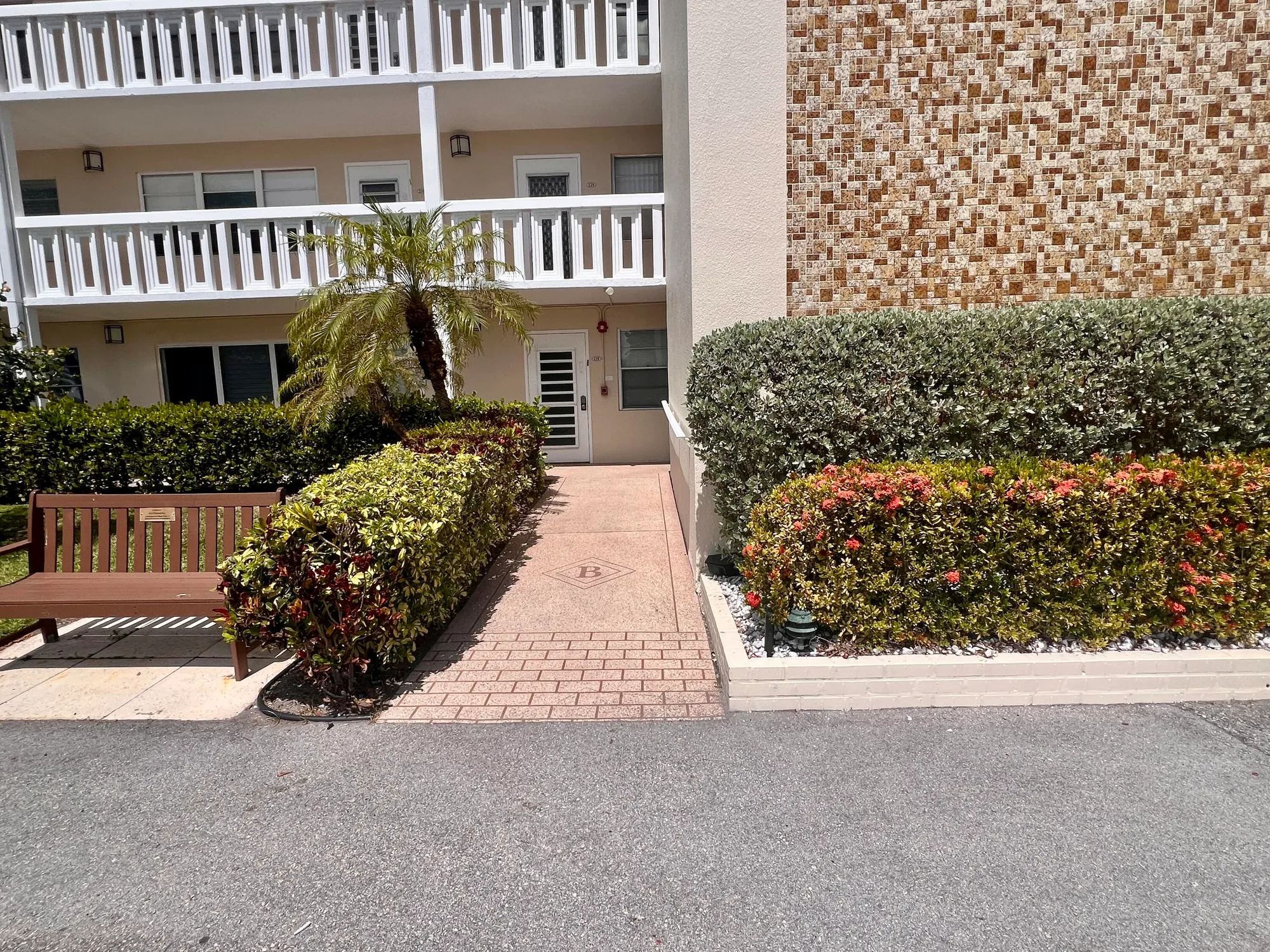 Property Slideshow image 31 of 84 | 432 grantham b, Deerfield Beach, FL, 33442