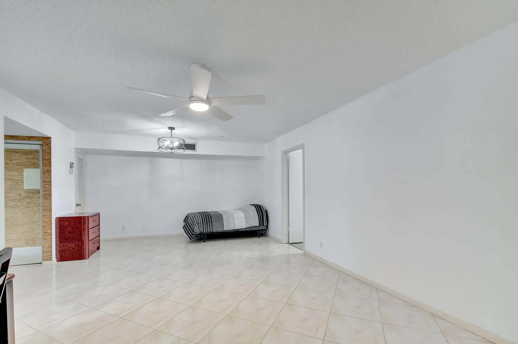 Property Slideshow image 18 of 75 | 459 piedmont j, Delray Beach, FL, 33484