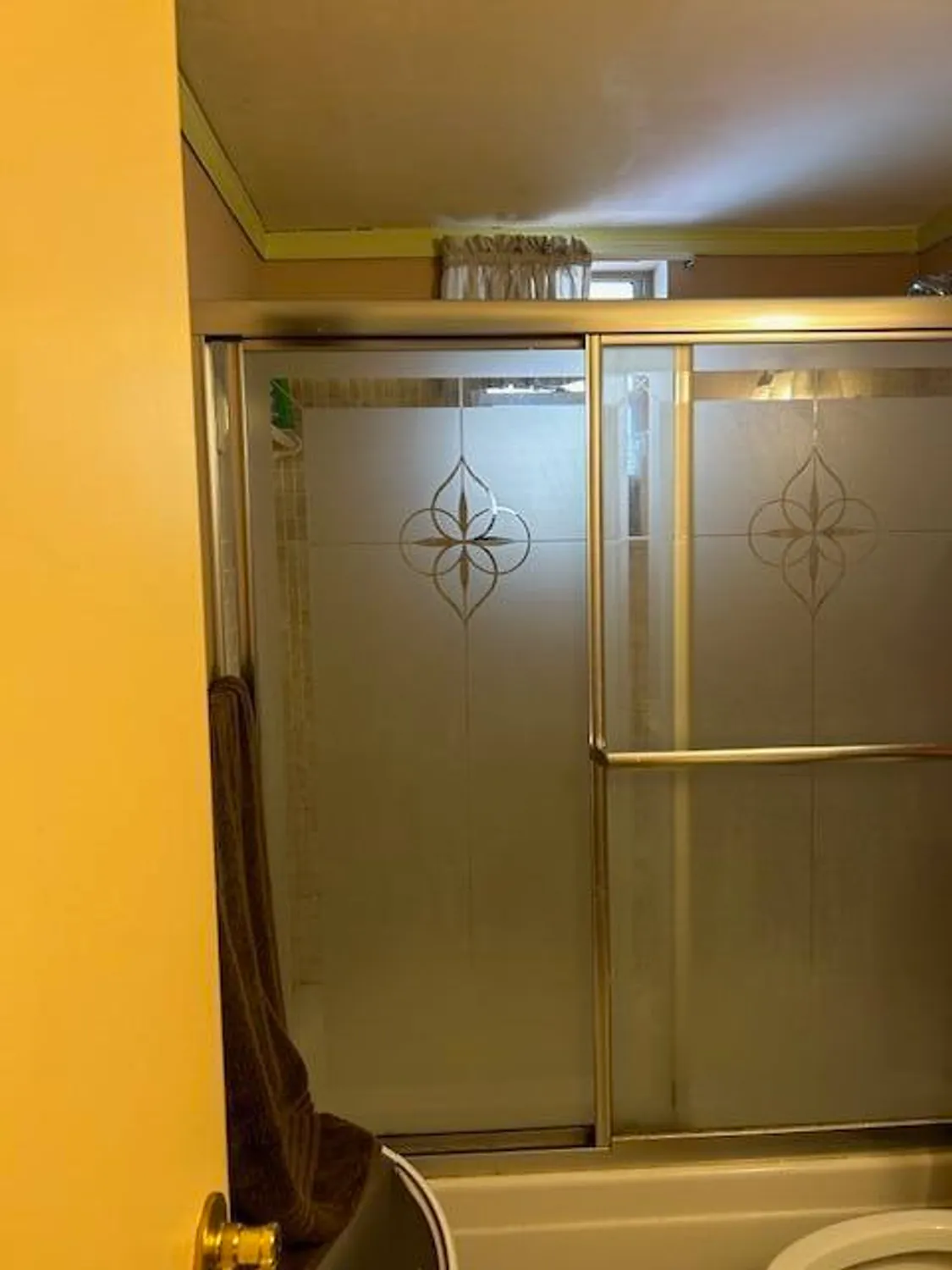 Property Slideshow image 8 of 21 | 2687 garden dr 204, Lake Worth, FL, 33461