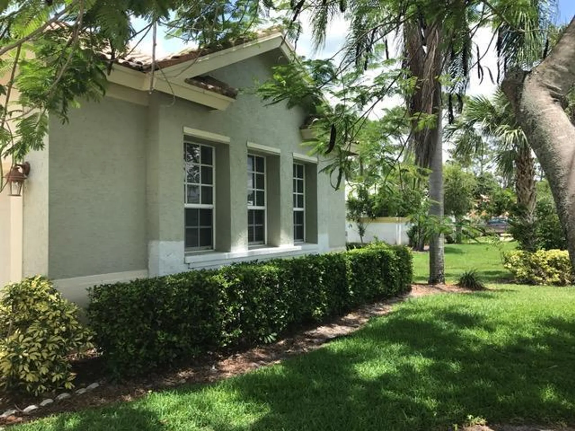 Property Slideshow image 4 of 18 | 3305 bent pine dr, Fort Pierce, FL, 34951