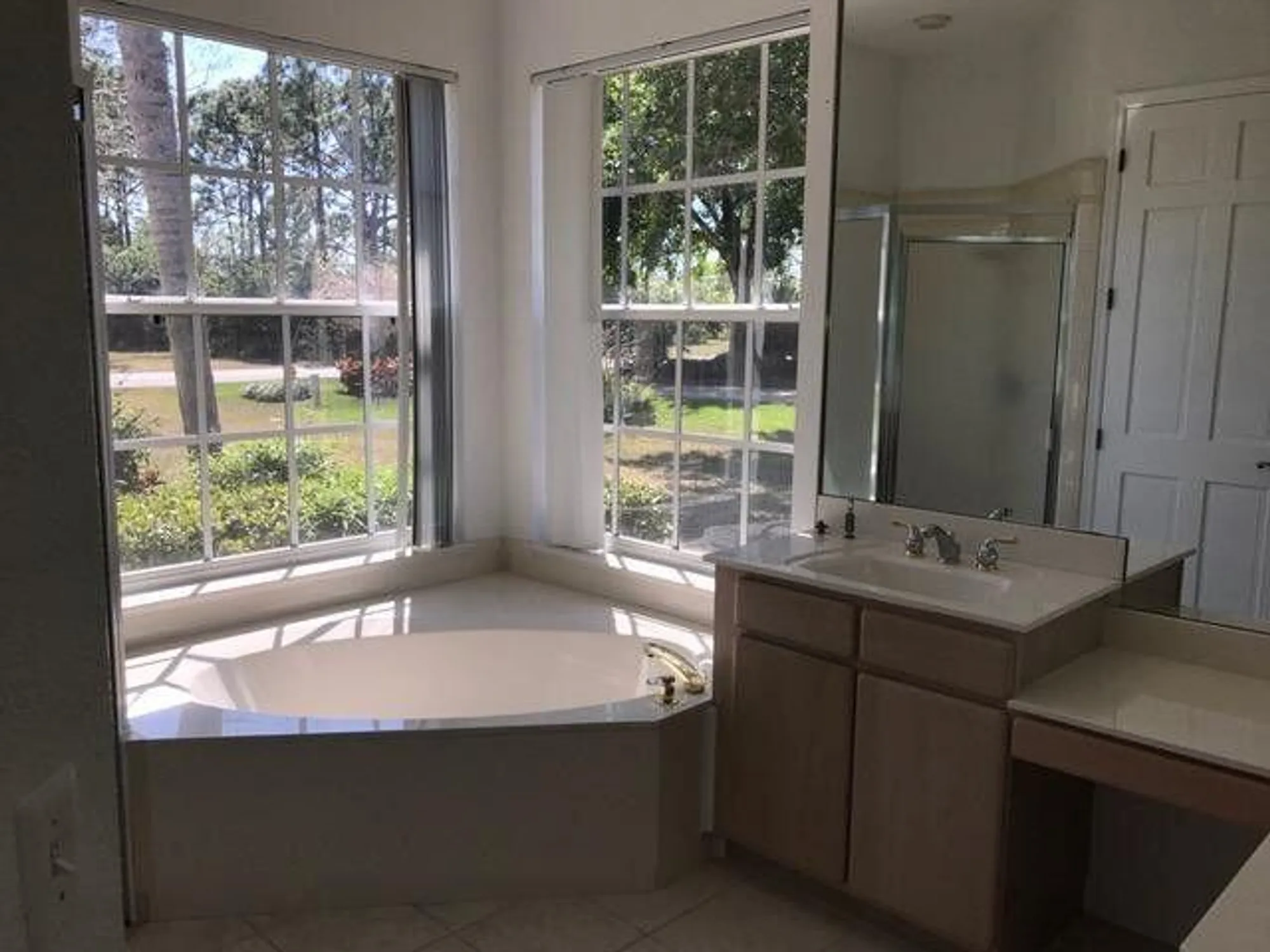 Property Slideshow image 10 of 18 | 3305 bent pine dr, Fort Pierce, FL, 34951