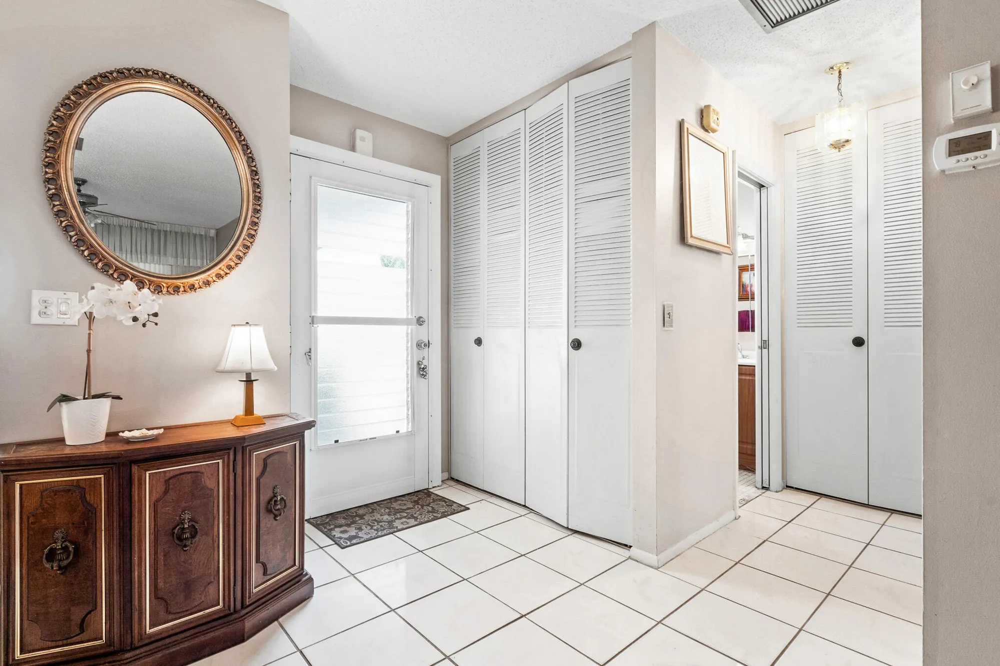 Property Slideshow image 5 of 30 | 2805 crosley dr h, West Palm Beach, FL, 33415