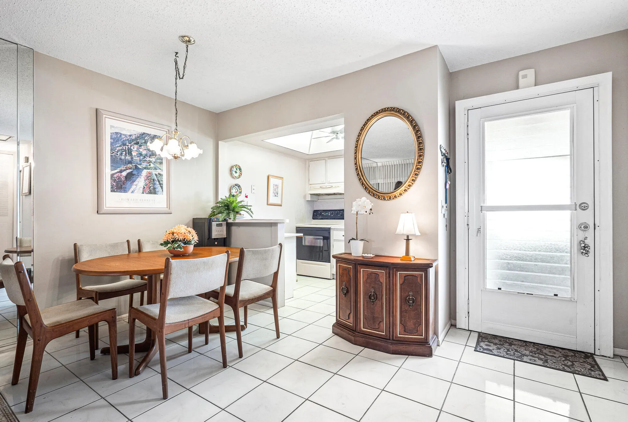 Property Slideshow image 6 of 30 | 2805 crosley dr h, West Palm Beach, FL, 33415