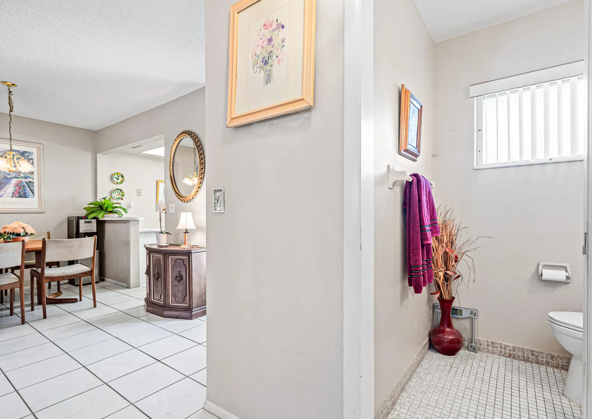 Property Slideshow image 11 of 30 | 2805 crosley dr h, West Palm Beach, FL, 33415
