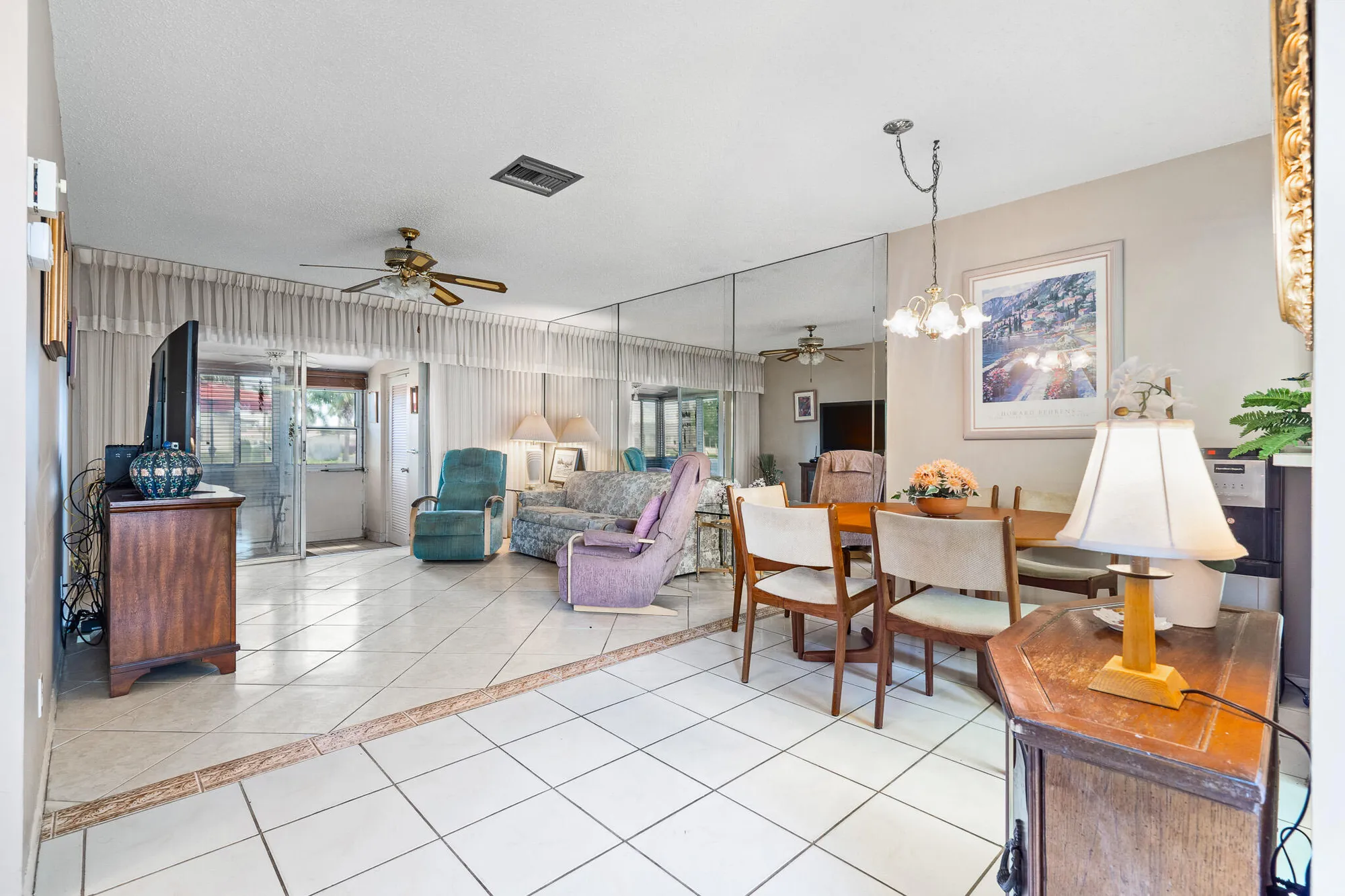 Property Slideshow image 9 of 30 | 2805 crosley dr h, West Palm Beach, FL, 33415