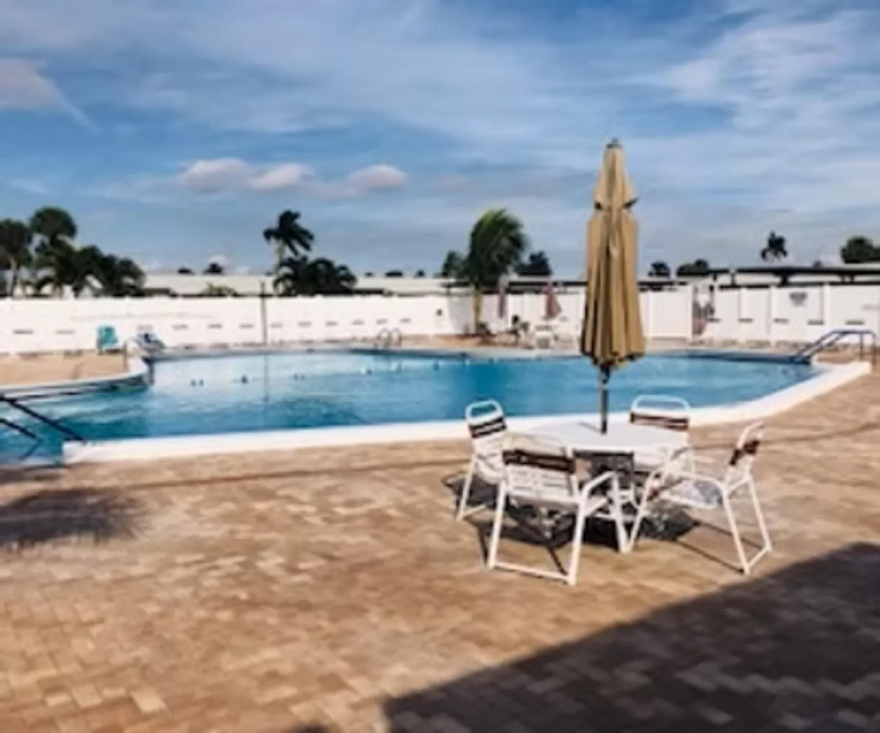 Property Slideshow image 30 of 30 | 2805 crosley dr h, West Palm Beach, FL, 33415