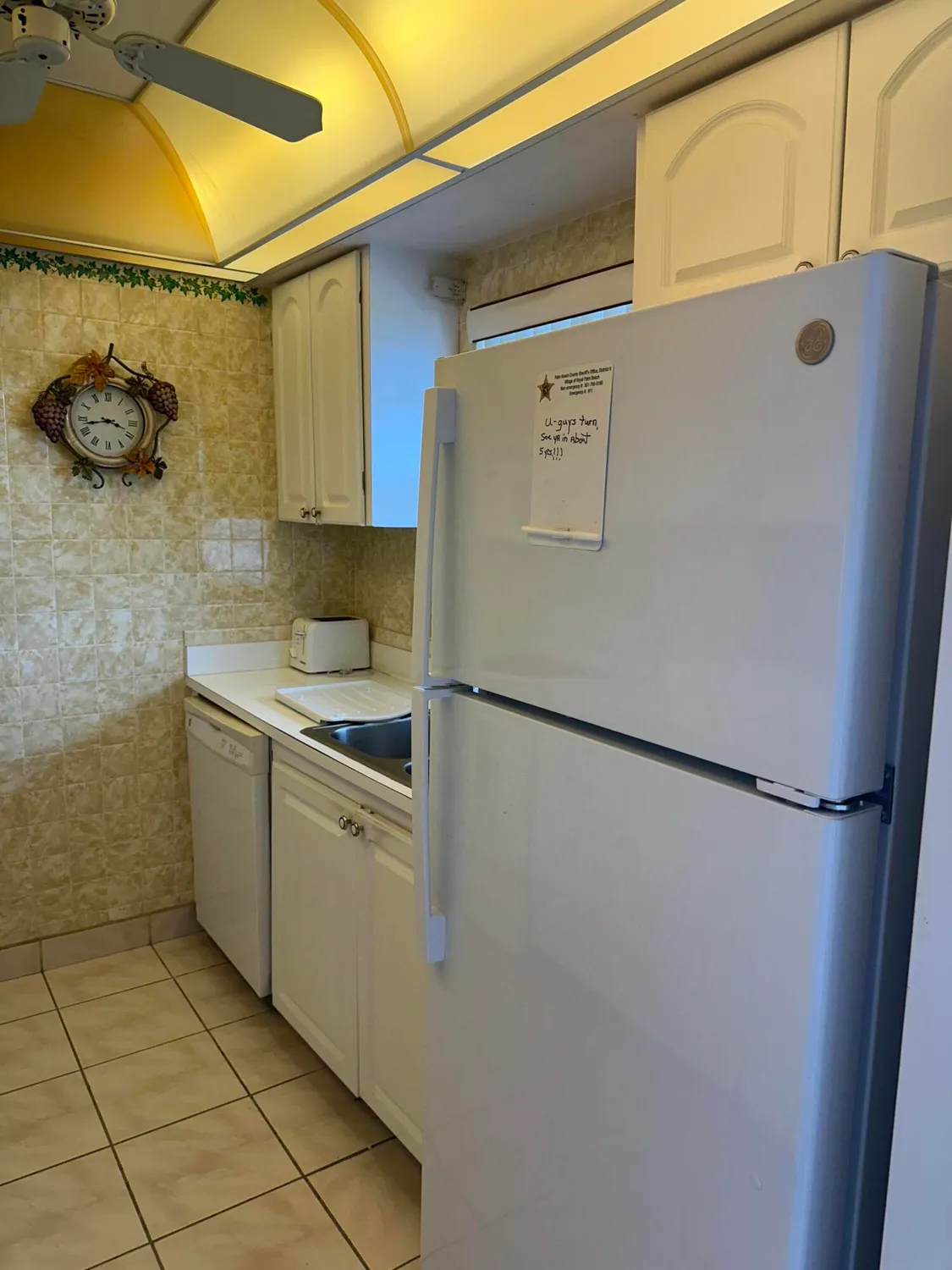 Property Slideshow image 8 of 29 | 12021 w greenway dr apt 206, Royal Palm Beach, FL, 33411