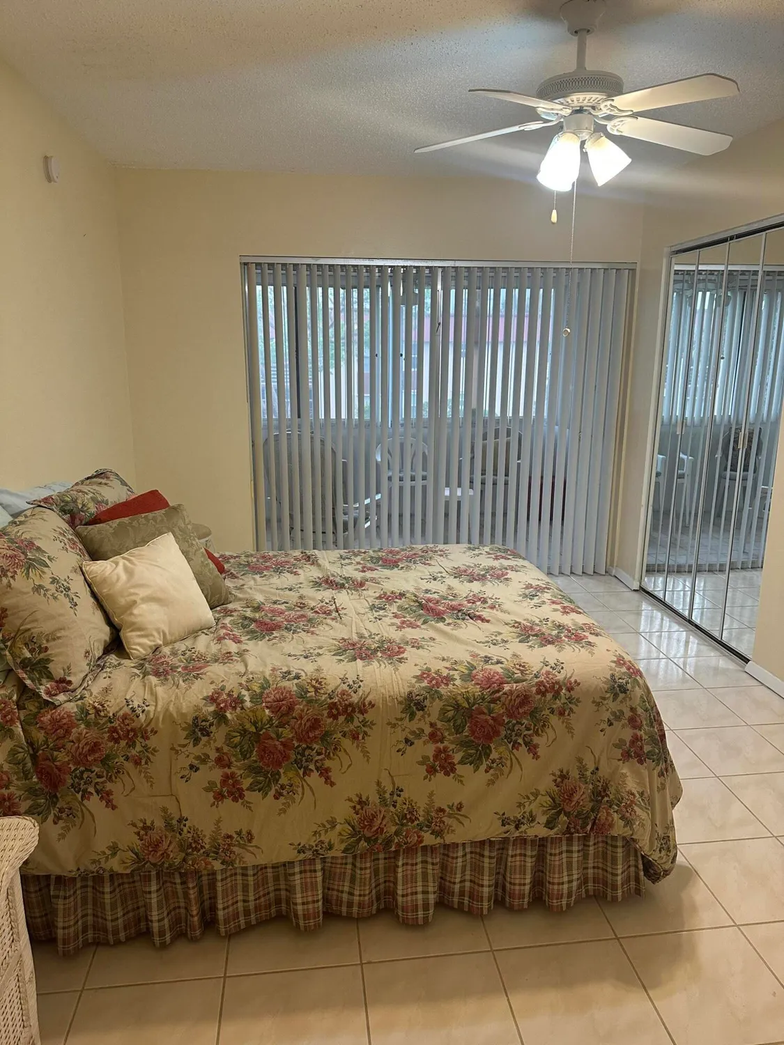 Property Slideshow image 15 of 29 | 12021 w greenway dr apt 206, Royal Palm Beach, FL, 33411
