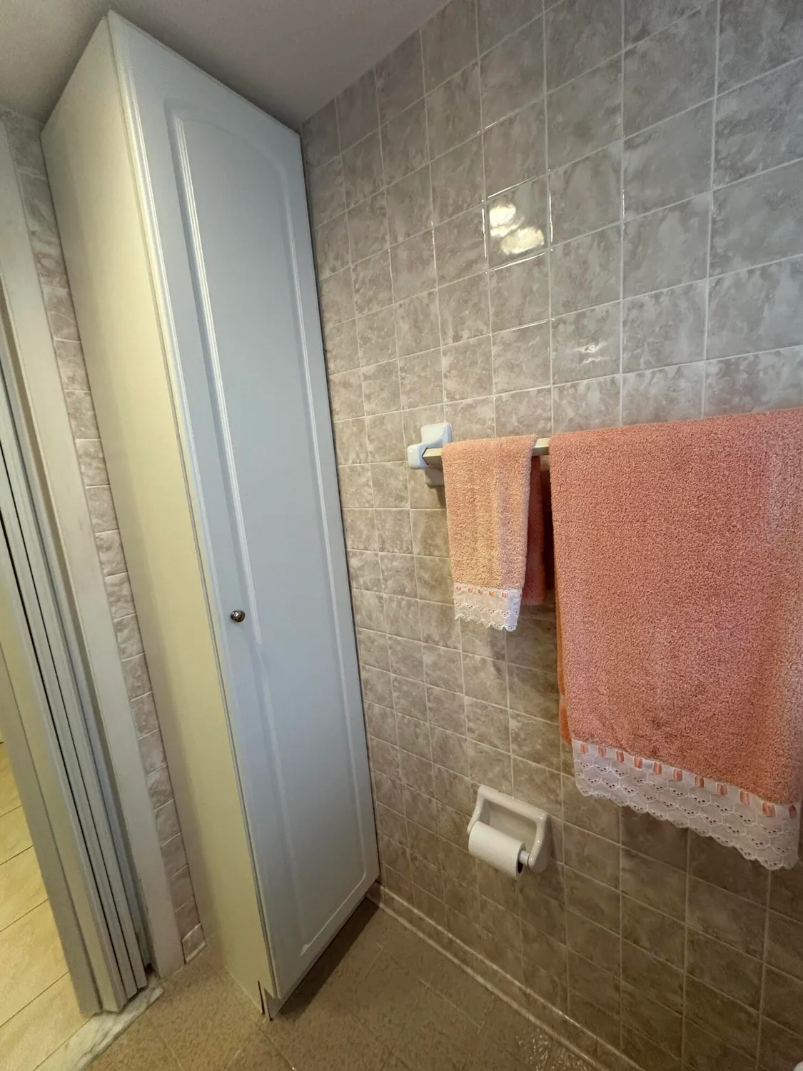 Property Slideshow image 23 of 29 | 12021 w greenway dr apt 206, Royal Palm Beach, FL, 33411