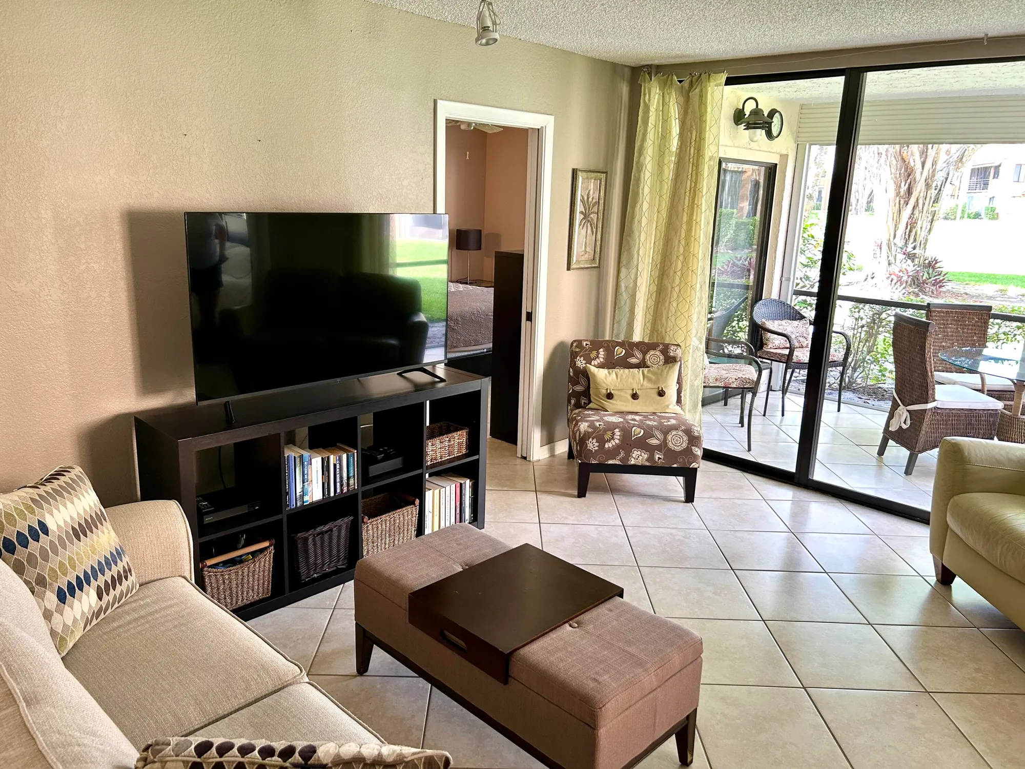 Property Slideshow image 18 of 39 | 11231 green lake dr apt 104, Boynton Beach, FL, 33437