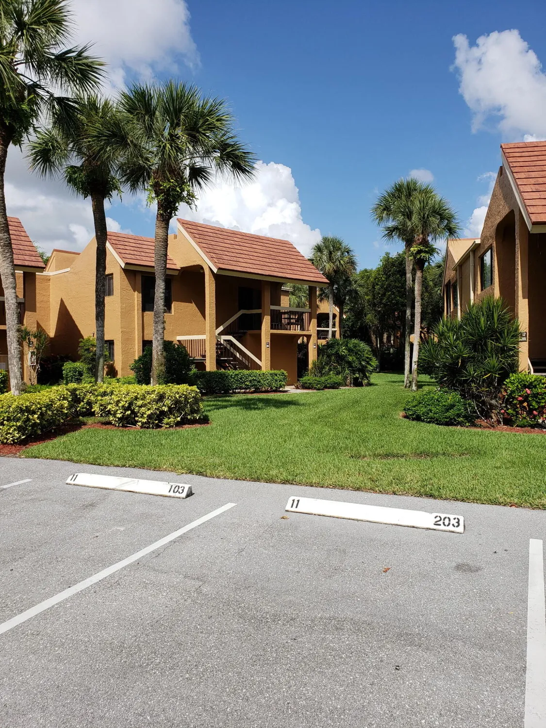 Property Slideshow image 35 of 39 | 11231 green lake dr apt 104, Boynton Beach, FL, 33437