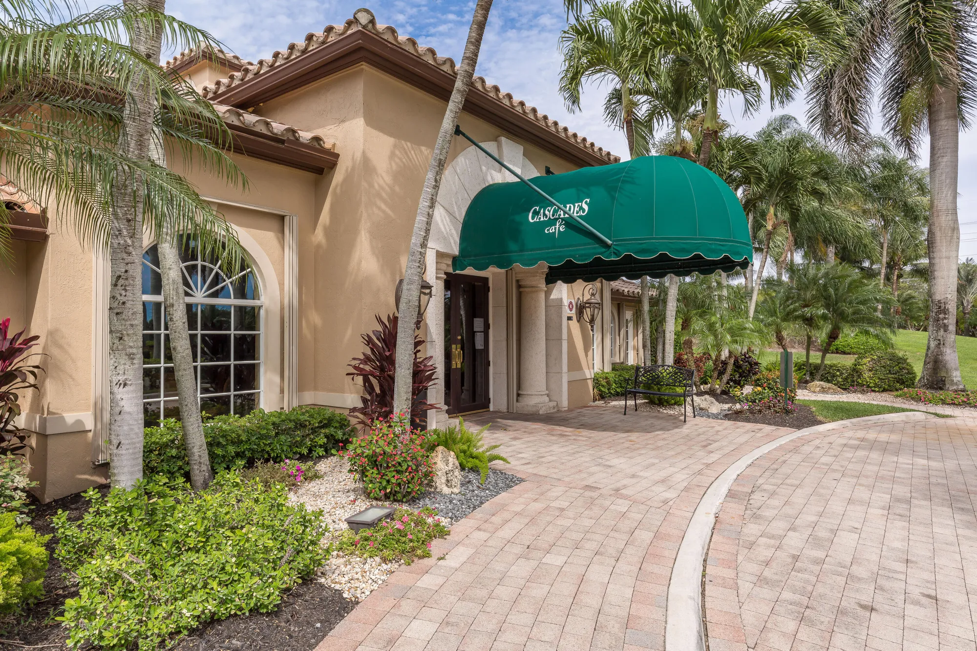 Property Slideshow image 64 of 79 | 7246 haviland cir, Boynton Beach, FL, 33437