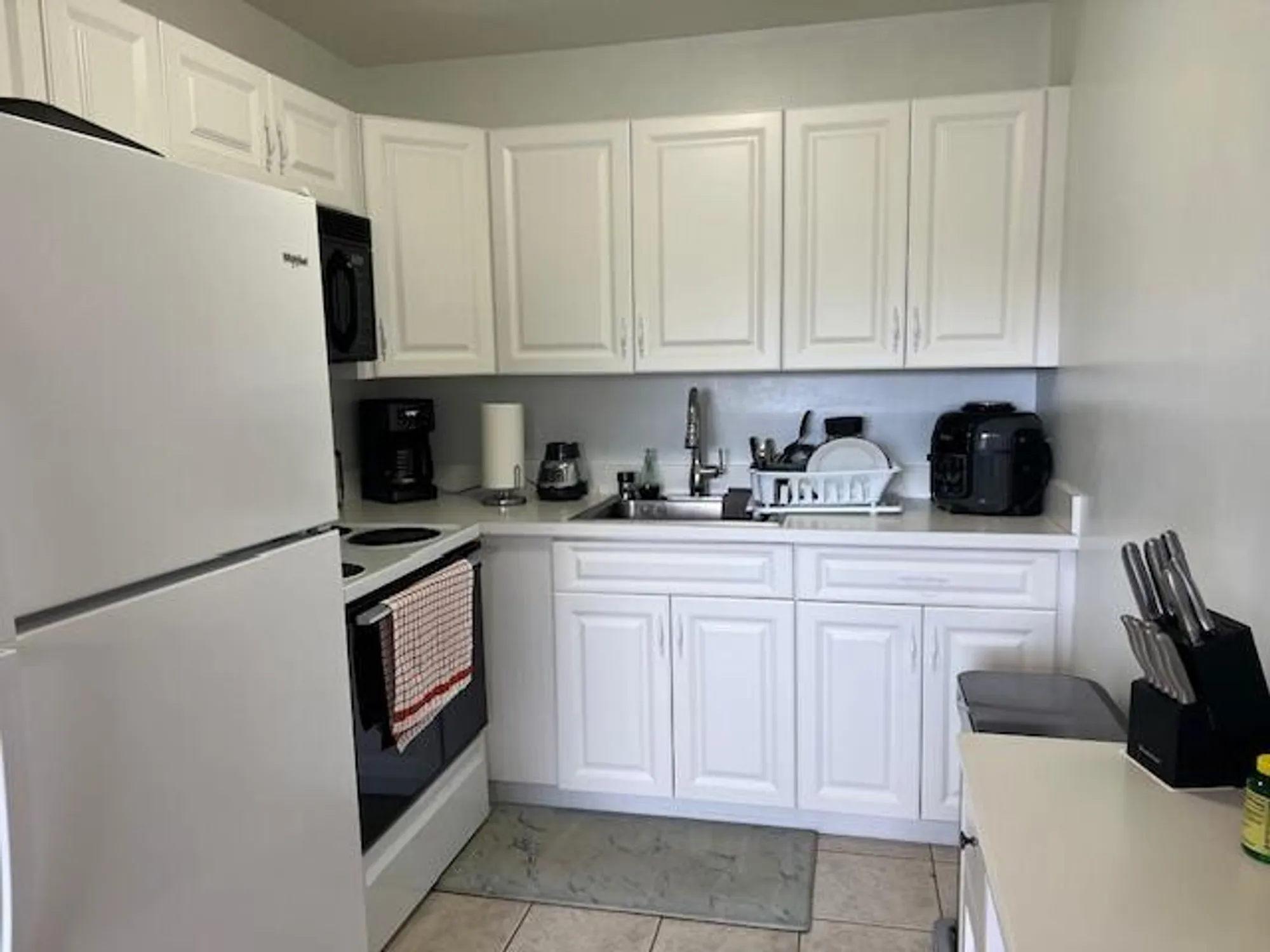 Property Slideshow image 5 of 33 | 3400 springdale 303 blvd 303, Palm Springs, FL, 33461