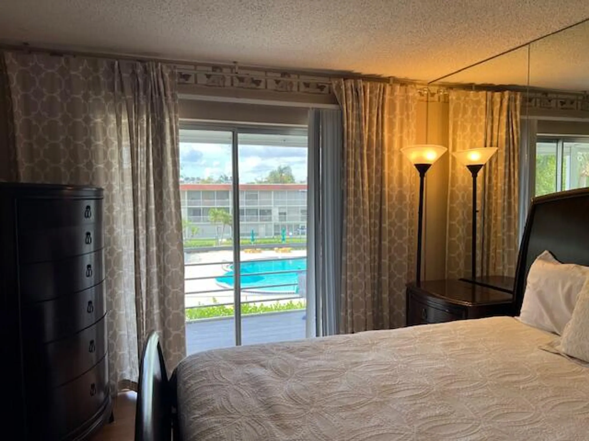 Property Slideshow image 12 of 33 | 3400 springdale 303 blvd 303, Palm Springs, FL, 33461