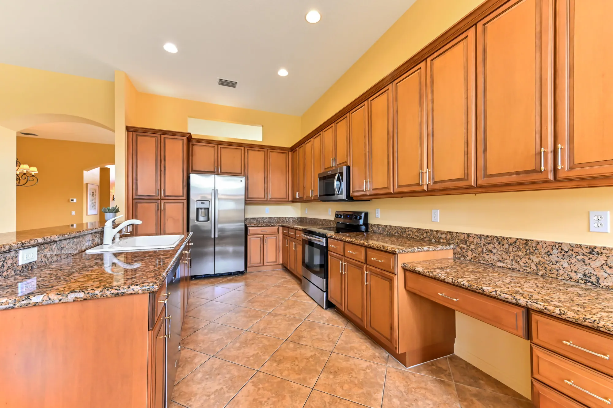 Property Slideshow image 30 of 46 | 7712 lighthouse point ln, Lake Worth, FL, 33467