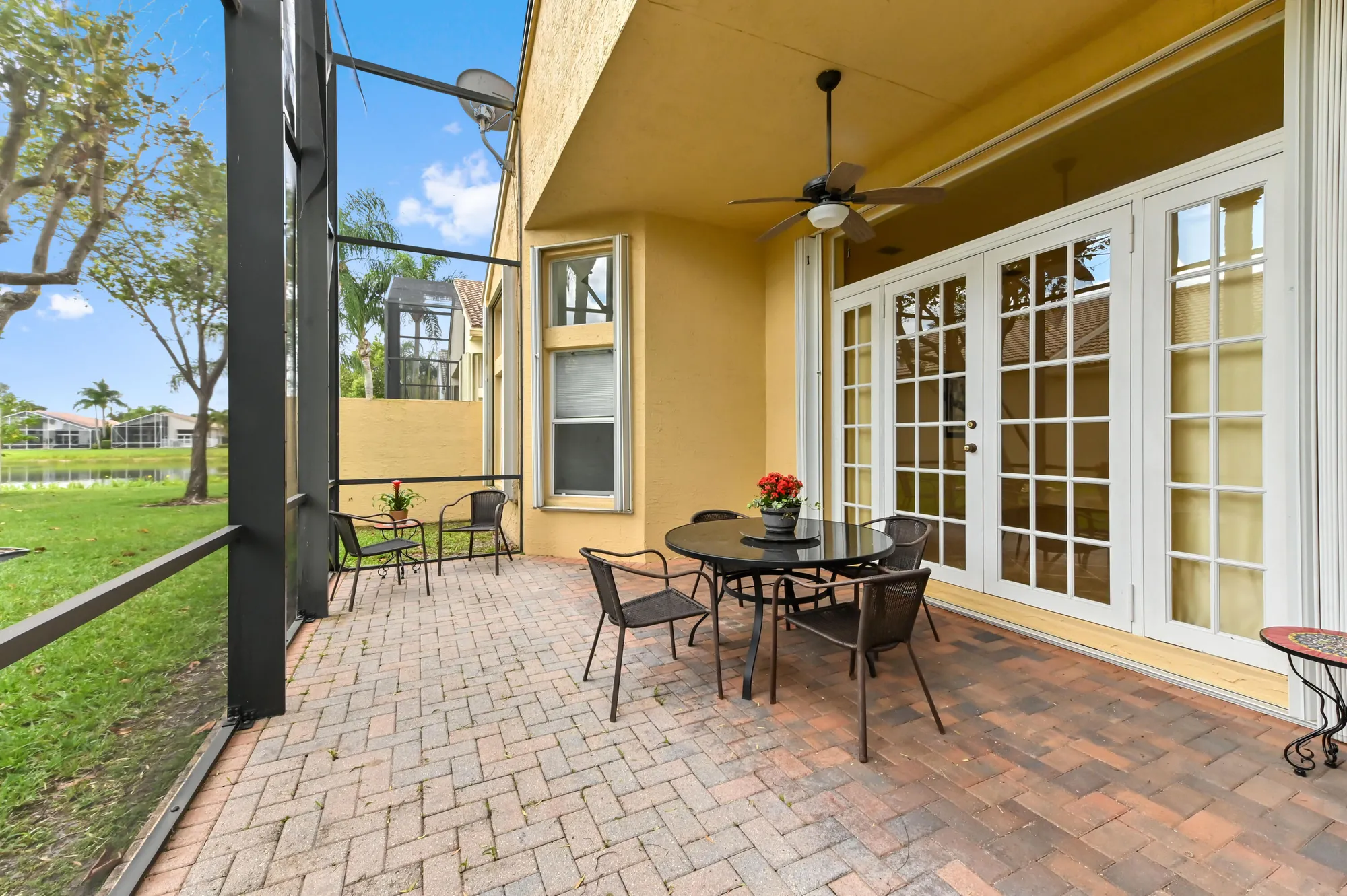 Property Slideshow image 34 of 46 | 7712 lighthouse point ln, Lake Worth, FL, 33467