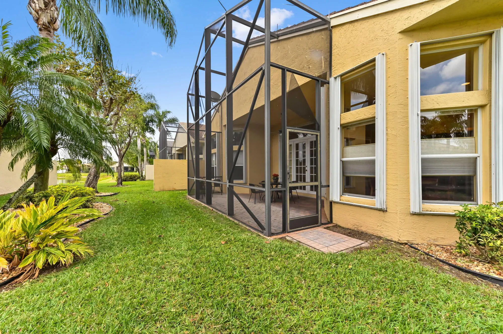 Property Slideshow image 35 of 46 | 7712 lighthouse point ln, Lake Worth, FL, 33467