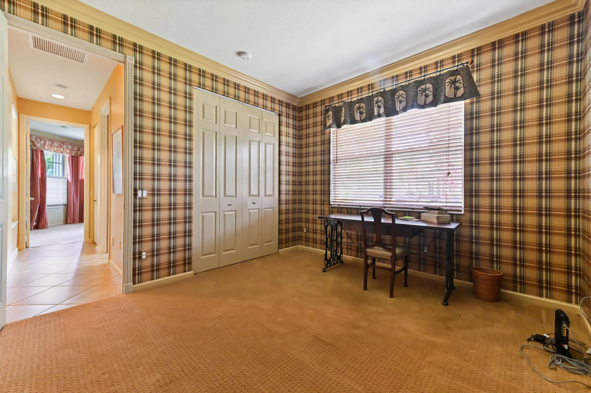 Property Slideshow image 11 of 46 | 7712 lighthouse point ln, Lake Worth, FL, 33467