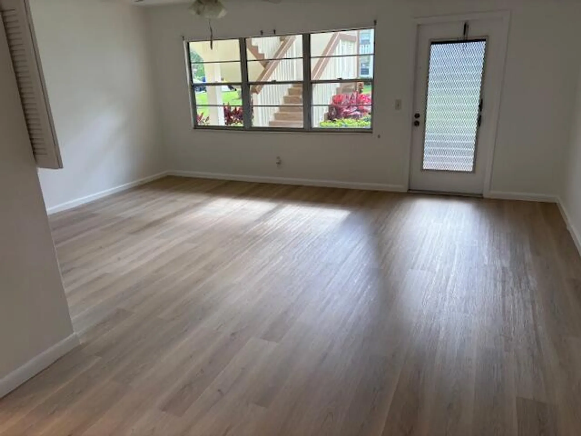 Property Slideshow image 4 of 12 | 96 mansfield c # 96, Boca Raton, FL, 33434