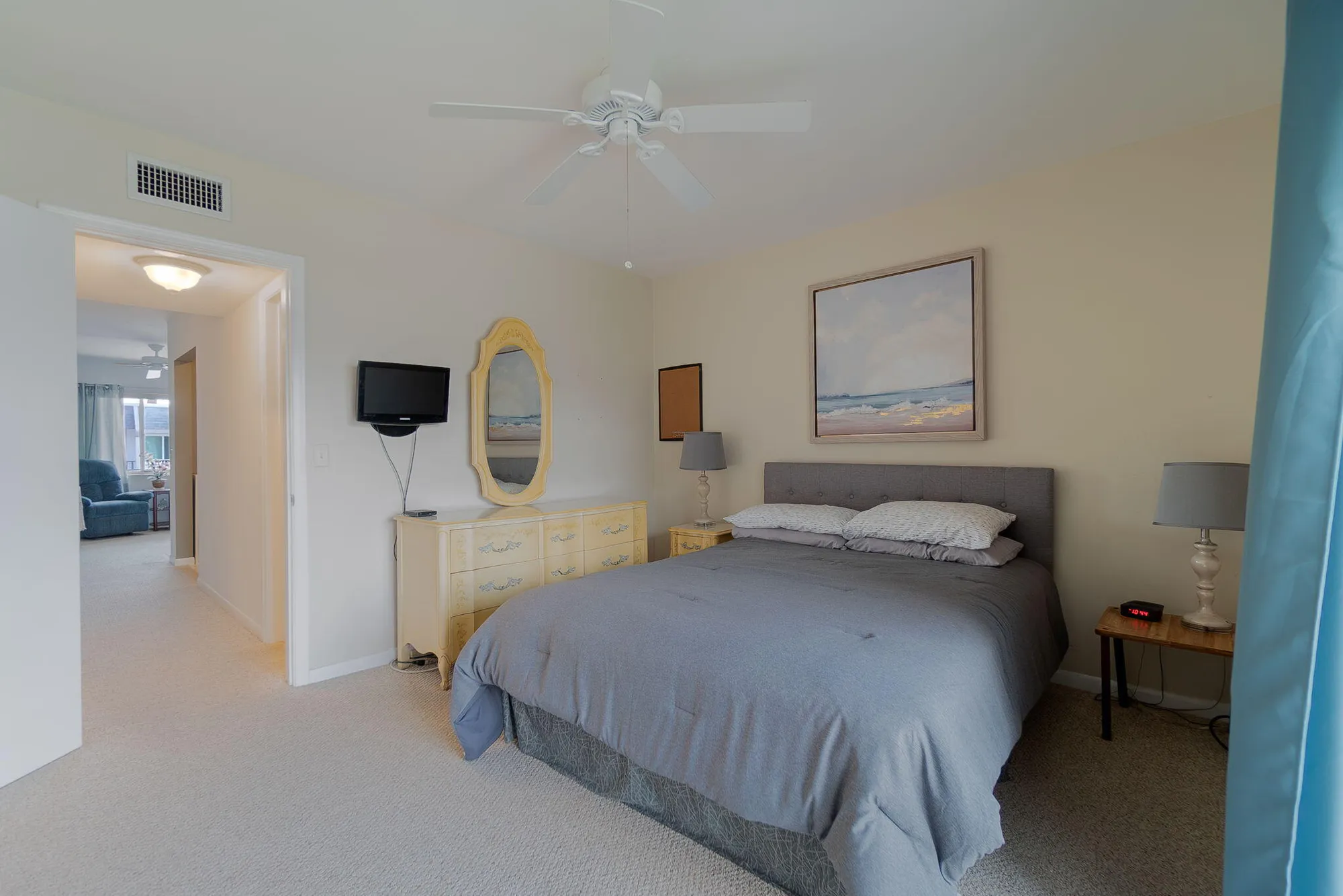 Property Slideshow image 13 of 24 | 3160 lake osborne dr 211, Lake Worth Beach, FL, 33461