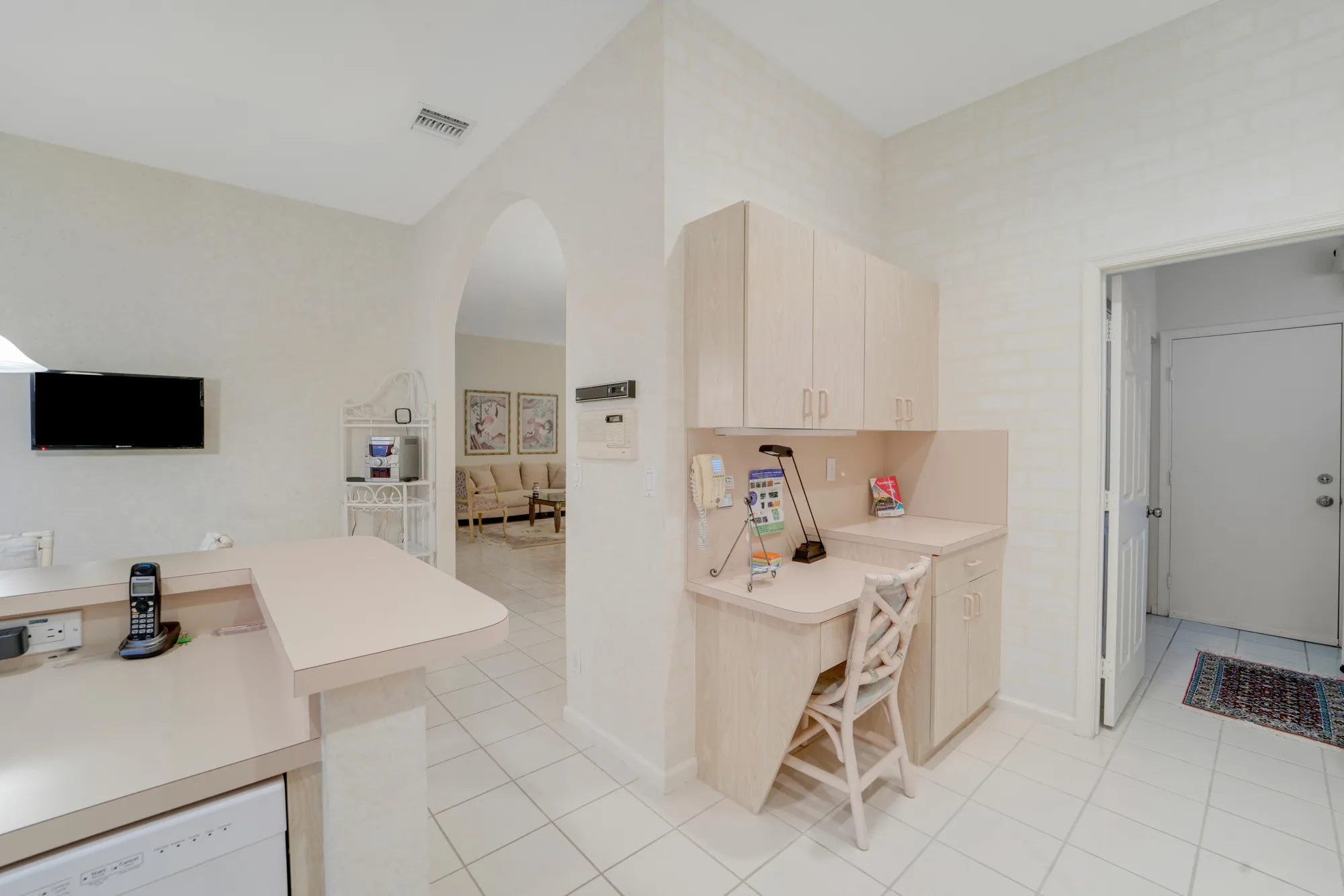 Property Slideshow image 13 of 42 | 8490 lake cypress rd, Lake Worth, FL, 33467