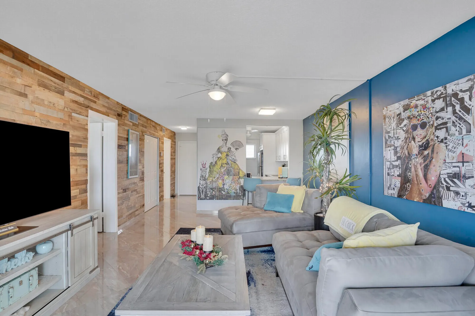 Property Slideshow image 12 of 34 | 2724 garden dr n apt 302, Lake Worth, FL, 33461