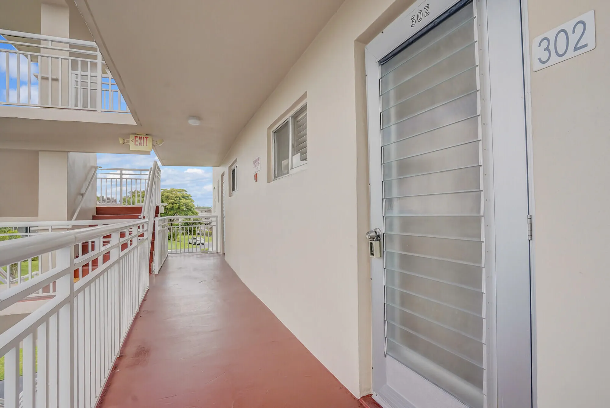 Property Slideshow image 24 of 34 | 2724 garden dr n apt 302, Lake Worth, FL, 33461