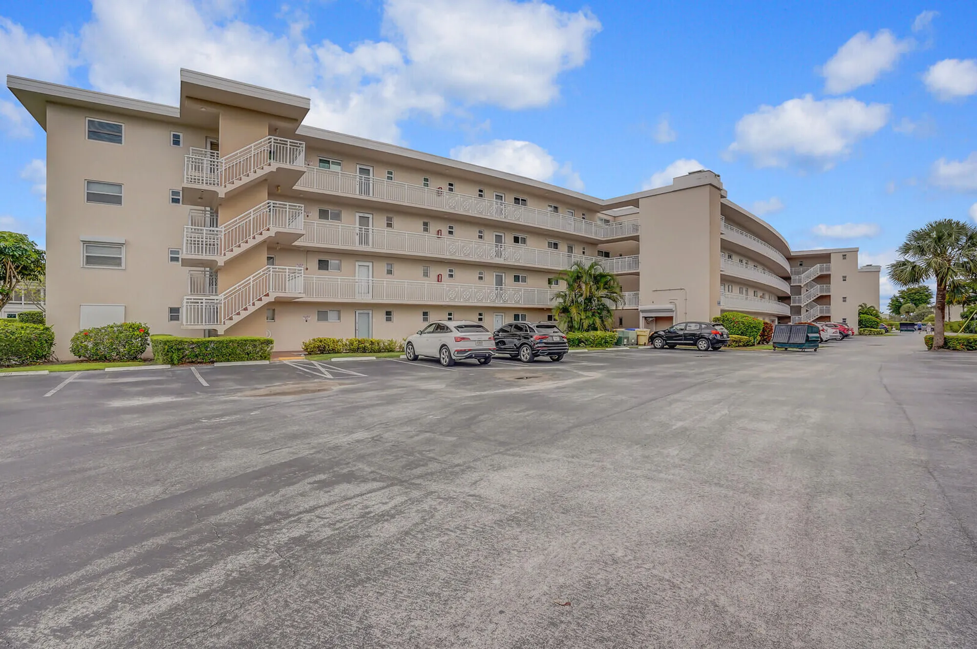 Property Slideshow image 23 of 34 | 2724 garden dr n apt 302, Lake Worth, FL, 33461