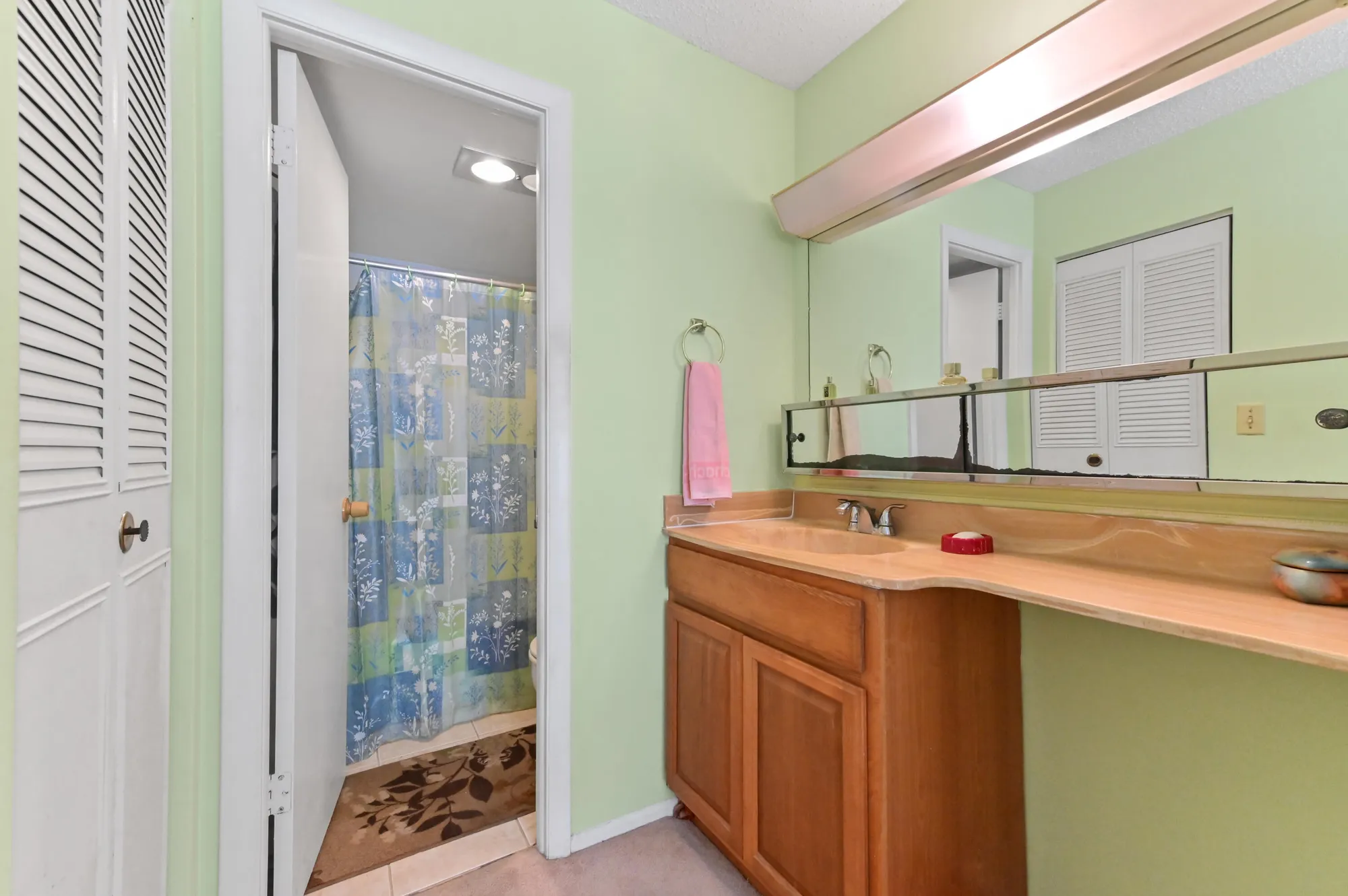 Property Slideshow image 15 of 23 | 368 lake frances dr # 368, West Palm Beach, FL, 33411