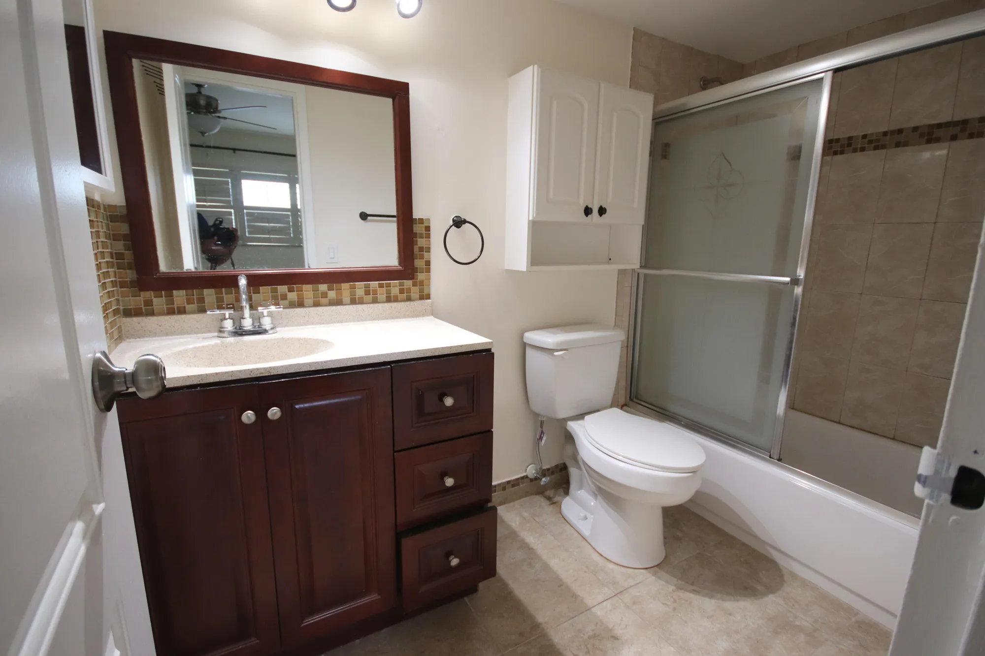 Property Slideshow image 7 of 13 | 1025 country club dr 108, Margate, FL, 33063