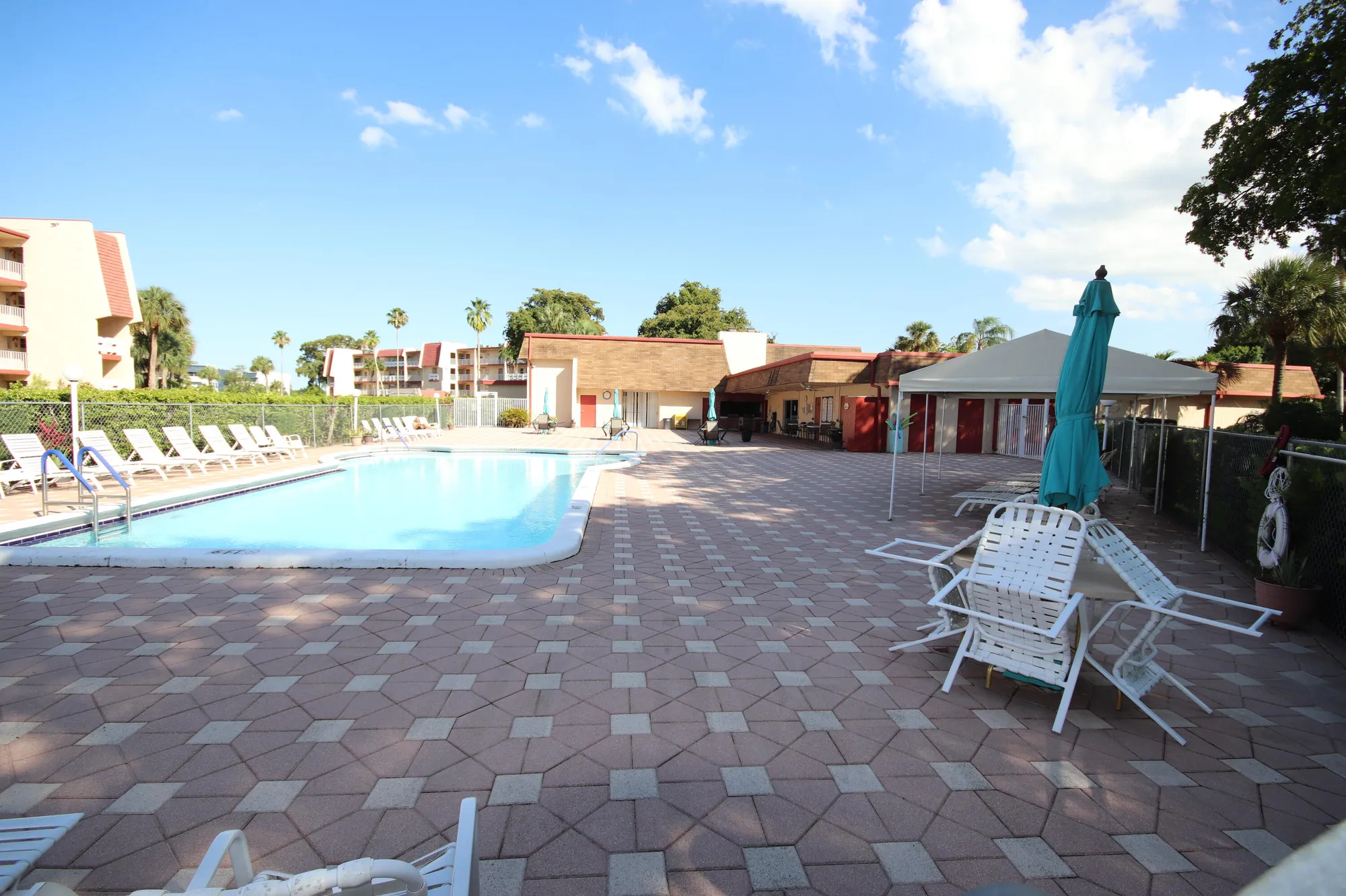 Property Slideshow image 13 of 13 | 1025 country club dr 108, Margate, FL, 33063