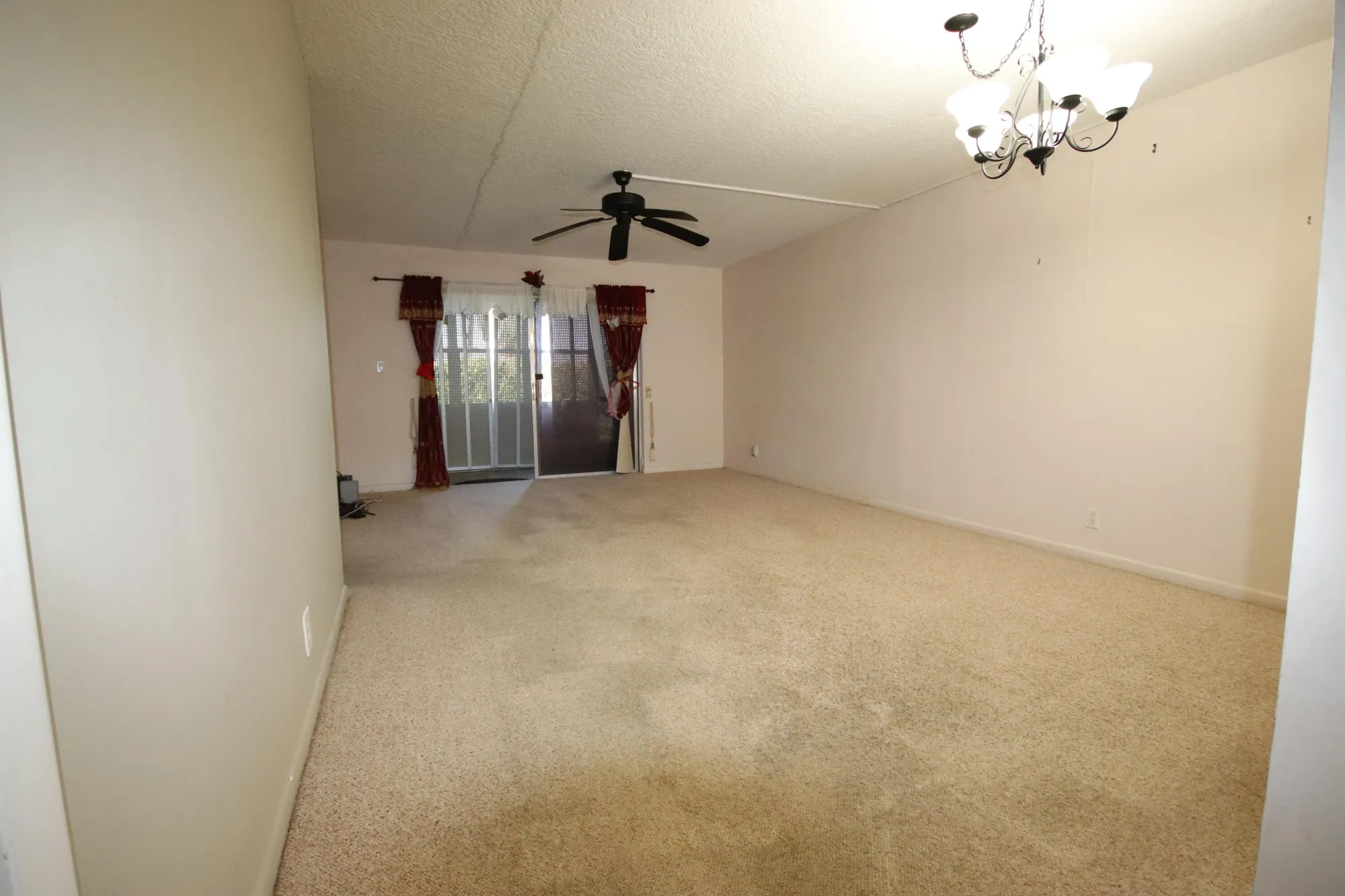 Property Slideshow image 4 of 13 | 7955 nw 5th ct 103, Margate, FL, 33063