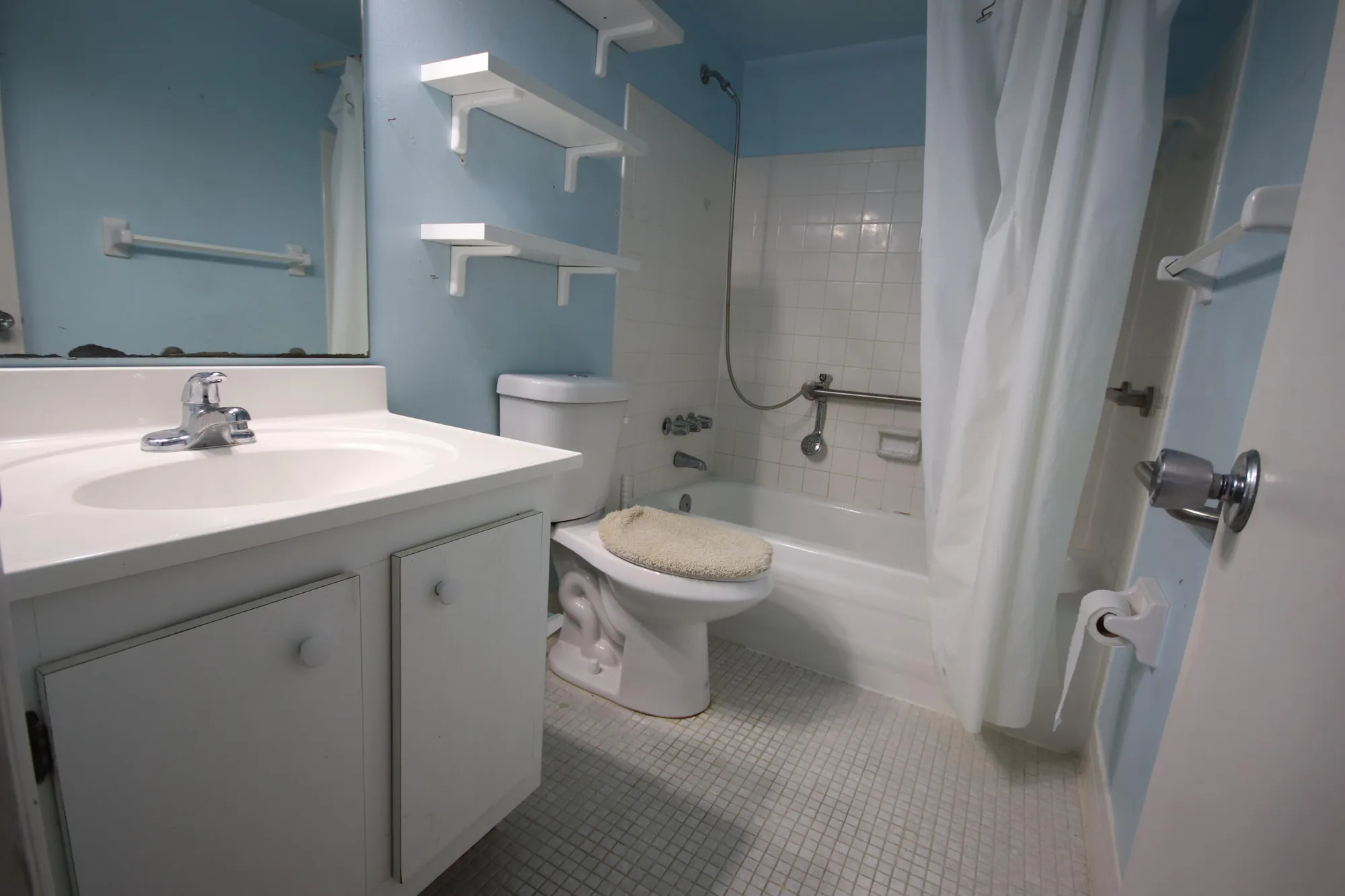 Property Slideshow image 10 of 13 | 7955 nw 5th ct 103, Margate, FL, 33063