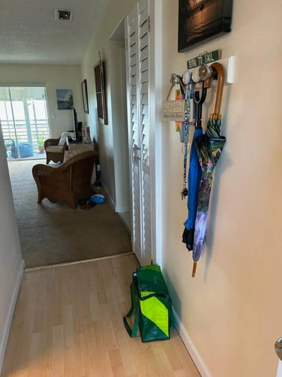 Property Slideshow image 2 of 16 | 2724 garden dr 311, Lake Worth, FL, 33461