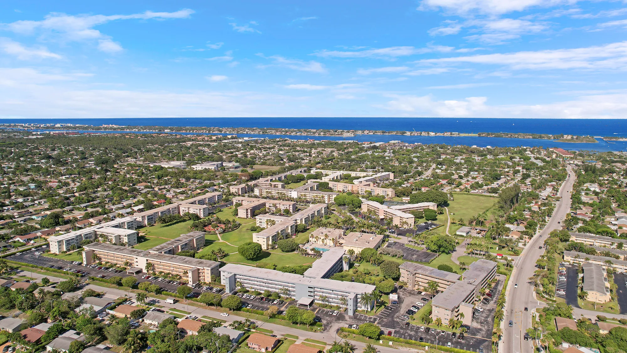 Property Slideshow image 31 of 34 | 2400 ne 1st ln 1020, Boynton Beach, FL, 33435