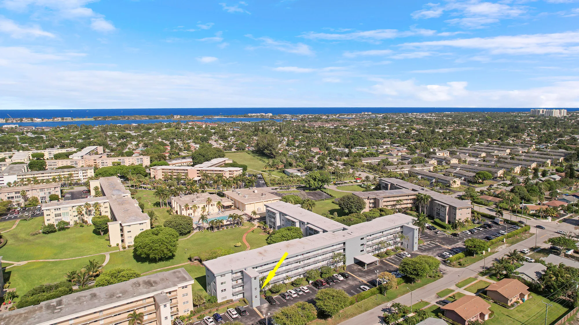 Property Slideshow image 32 of 34 | 2400 ne 1st ln 1020, Boynton Beach, FL, 33435