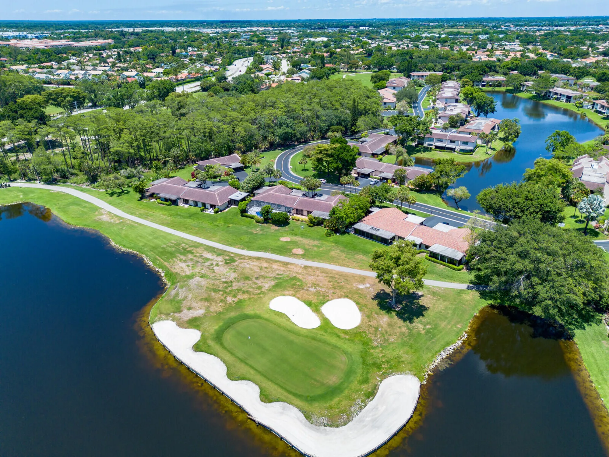 Property Slideshow image 37 of 39 | 21188 juego cir # 17-a, Boca Raton, FL, 33433