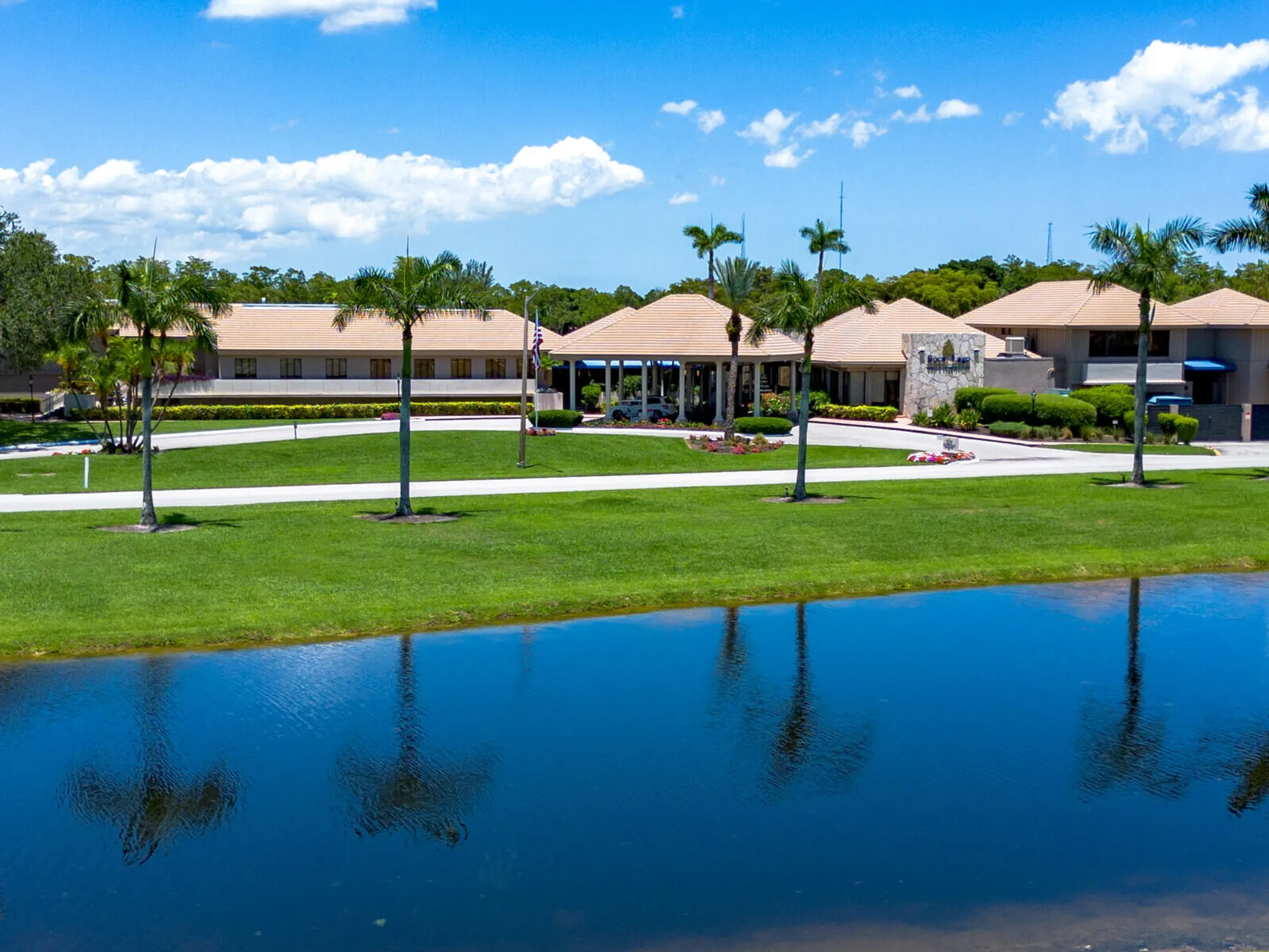 Property Slideshow image 38 of 39 | 21188 juego cir # 17-a, Boca Raton, FL, 33433