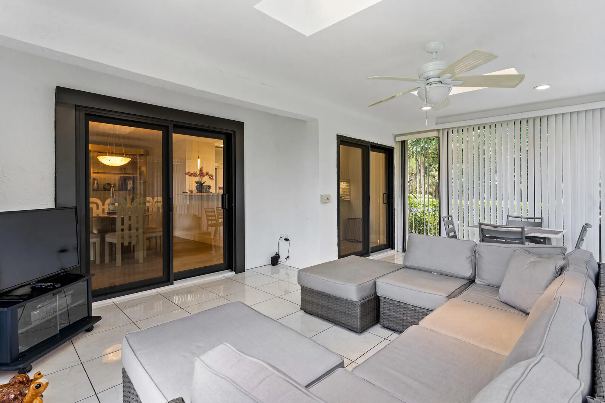 Property Slideshow image 29 of 39 | 21188 juego cir # 17-a, Boca Raton, FL, 33433