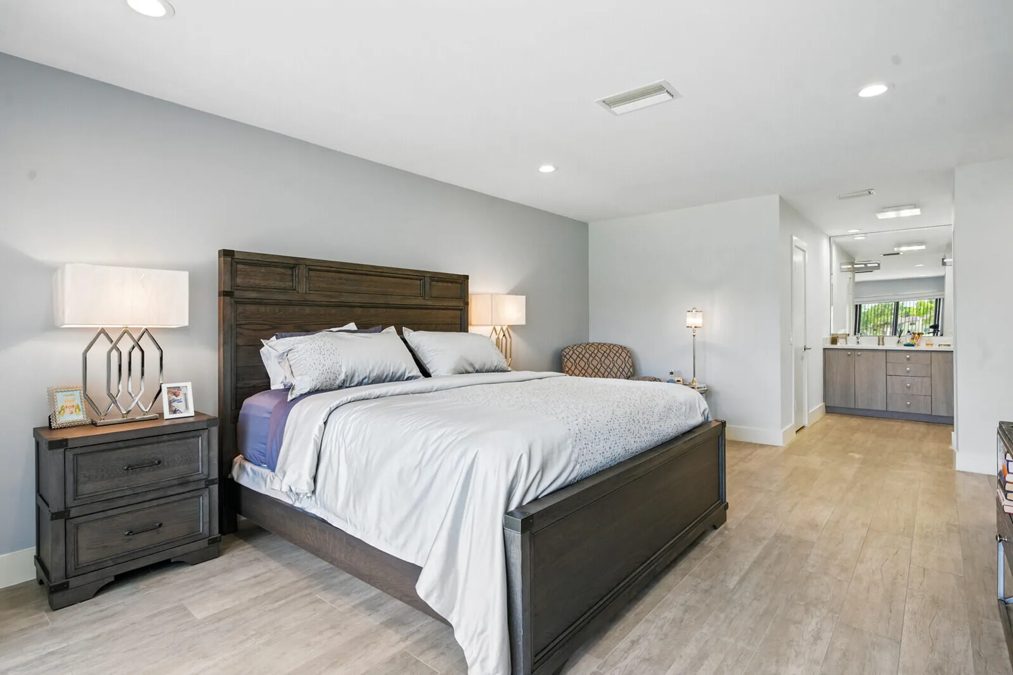 Property Slideshow image 11 of 39 | 21188 juego cir # 17-a, Boca Raton, FL, 33433