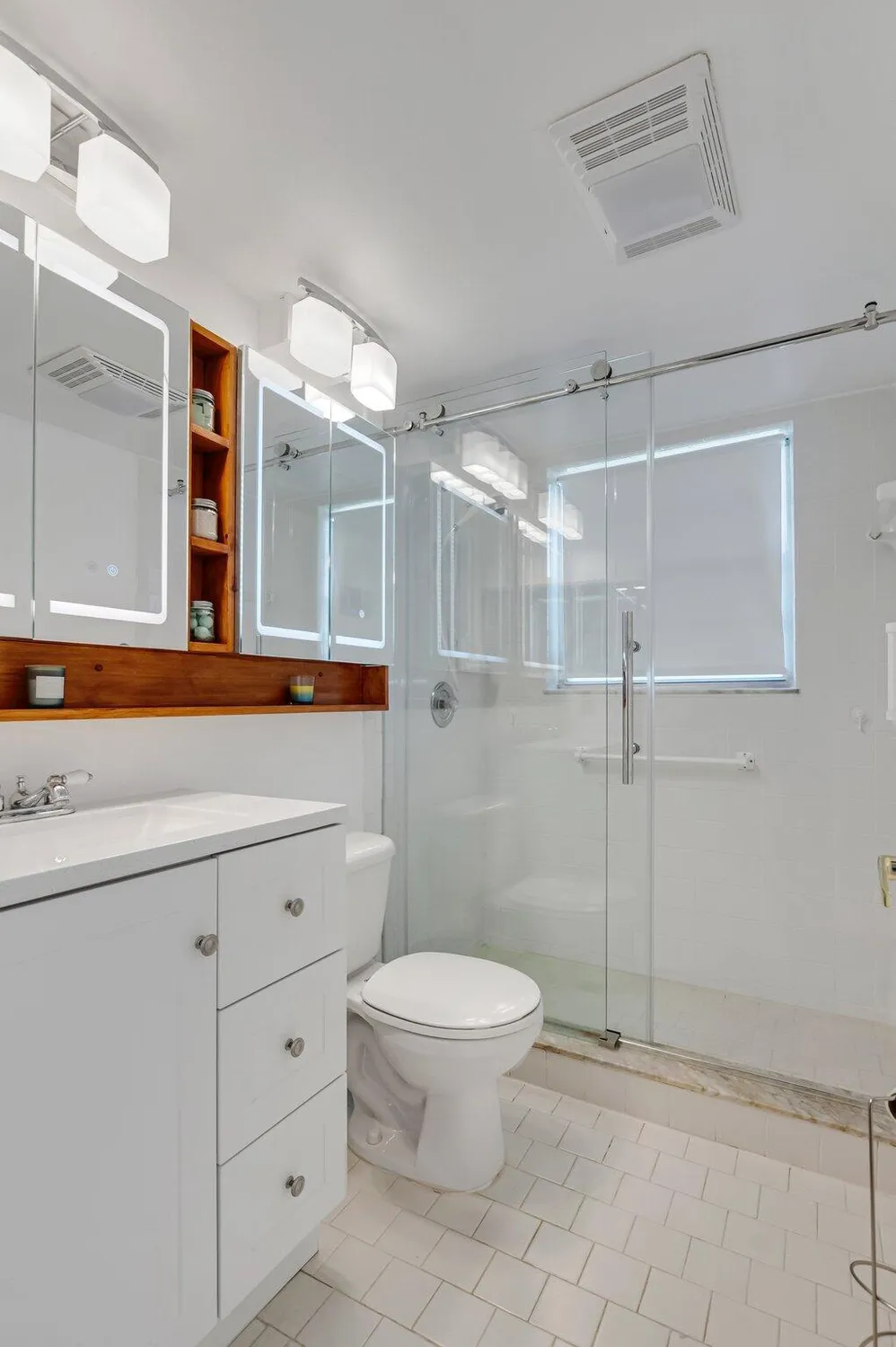 Property Slideshow image 12 of 84 | 376 markham q, Deerfield Beach, FL, 33442