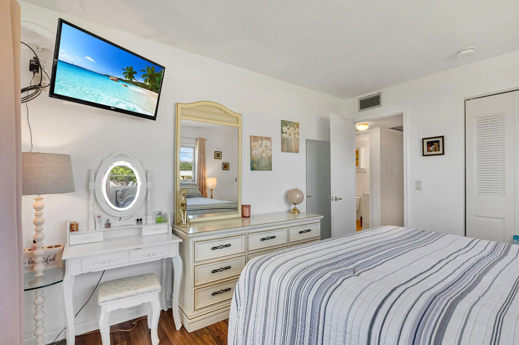 Property Slideshow image 18 of 84 | 376 markham q, Deerfield Beach, FL, 33442
