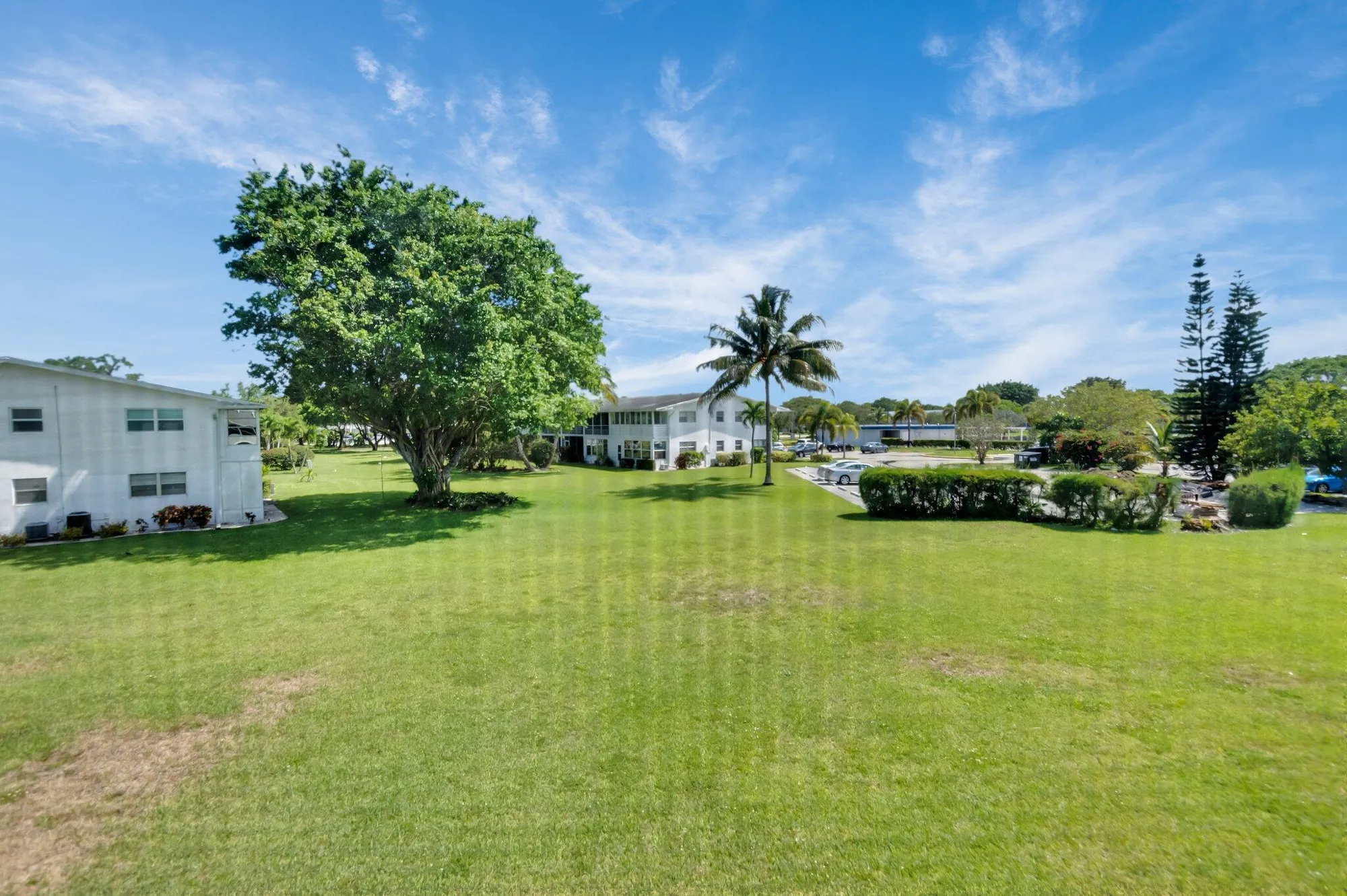 Property Slideshow image 21 of 84 | 376 markham q, Deerfield Beach, FL, 33442