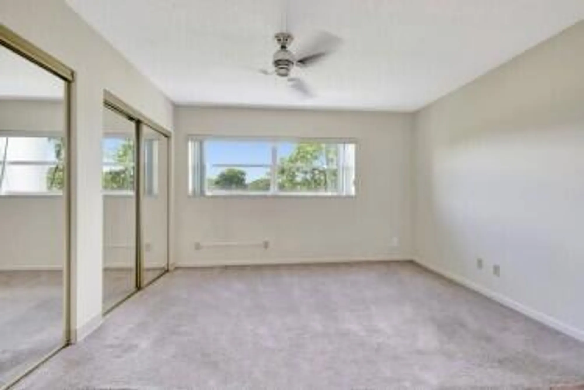 Property Slideshow image 10 of 23 | 7847 golf circle dr apt 202, Margate, FL, 33063