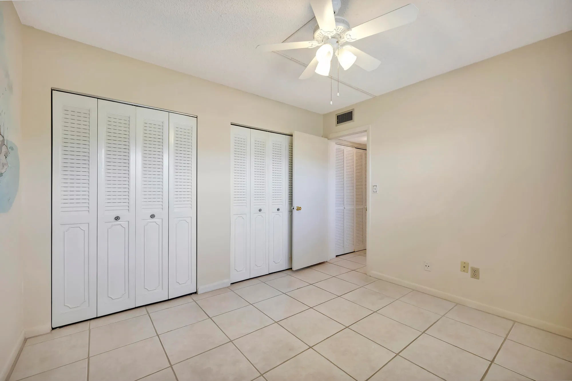 Property Slideshow image 14 of 23 | 7847 golf circle dr apt 202, Margate, FL, 33063
