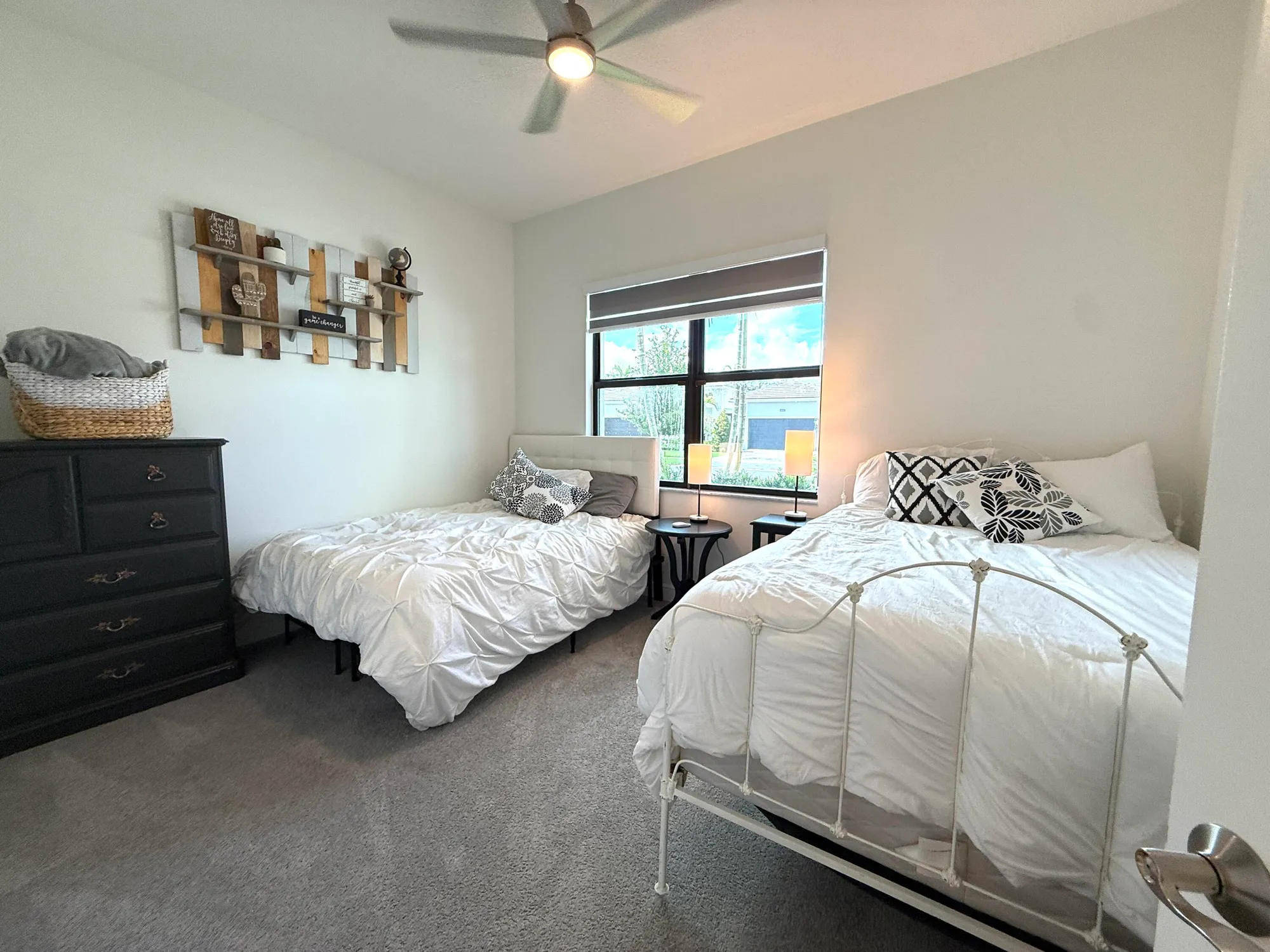 Property Slideshow image 55 of 111 | 4907 saint armands way, Westlake, FL, 33470