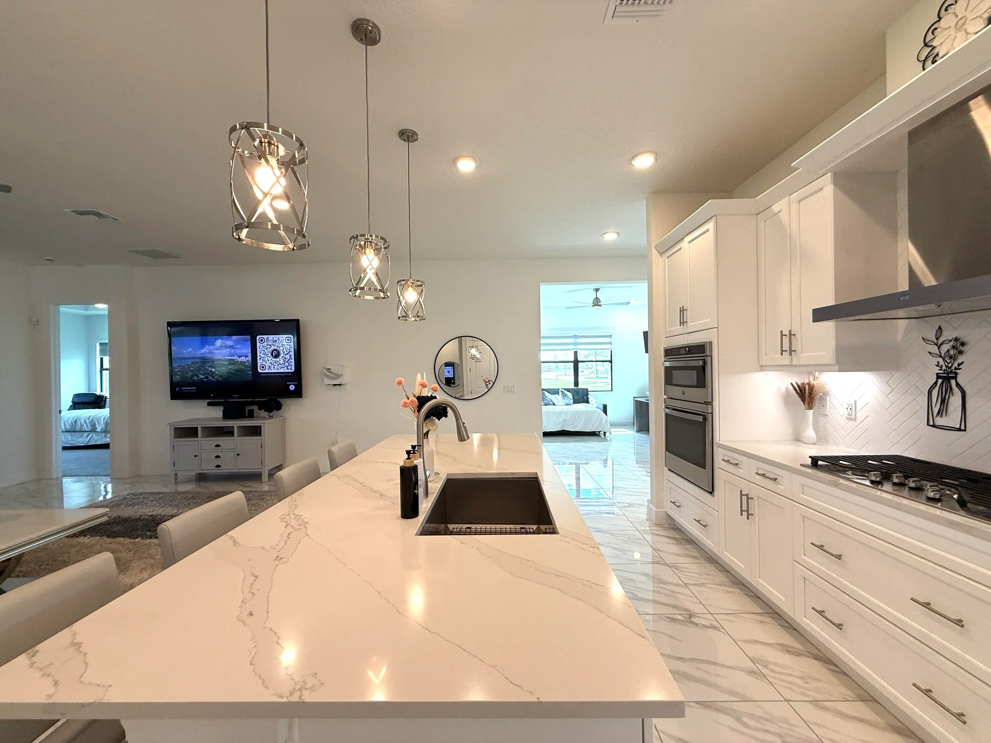 Property Slideshow image 32 of 111 | 4907 saint armands way, Westlake, FL, 33470