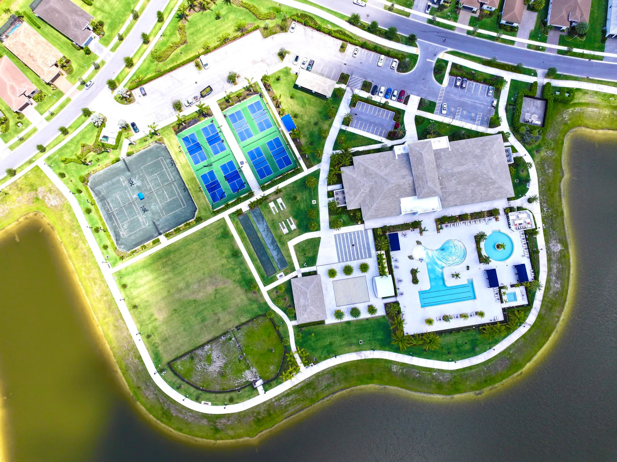 Property Slideshow image 100 of 111 | 4907 saint armands way, Westlake, FL, 33470